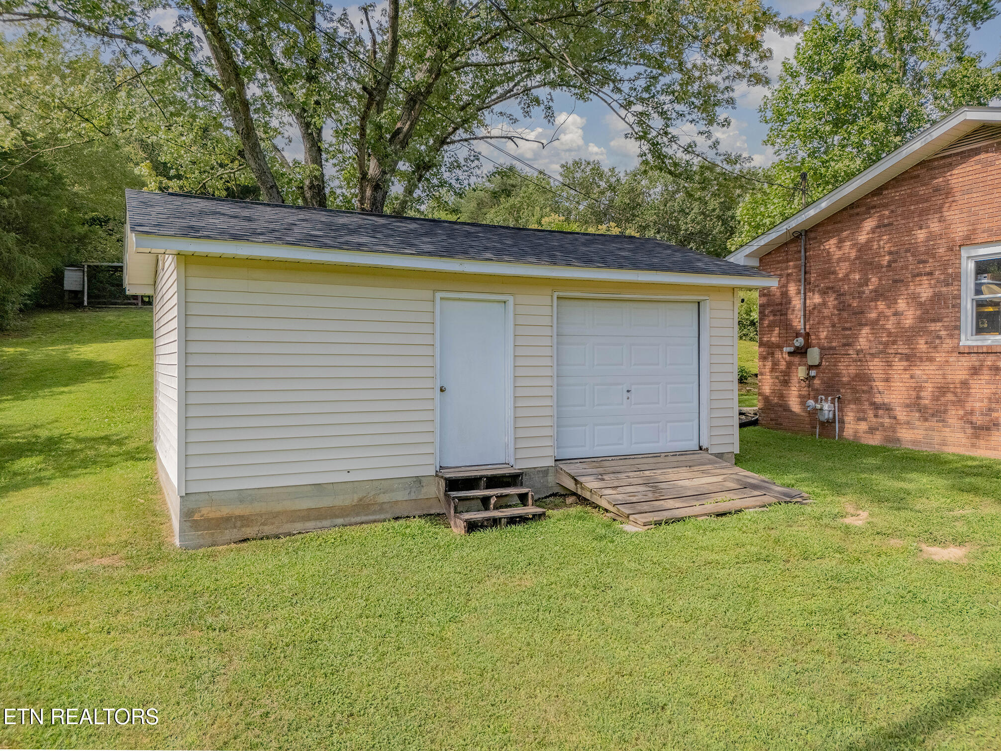 624 Back Valley Road Oliver Springs TN 37840