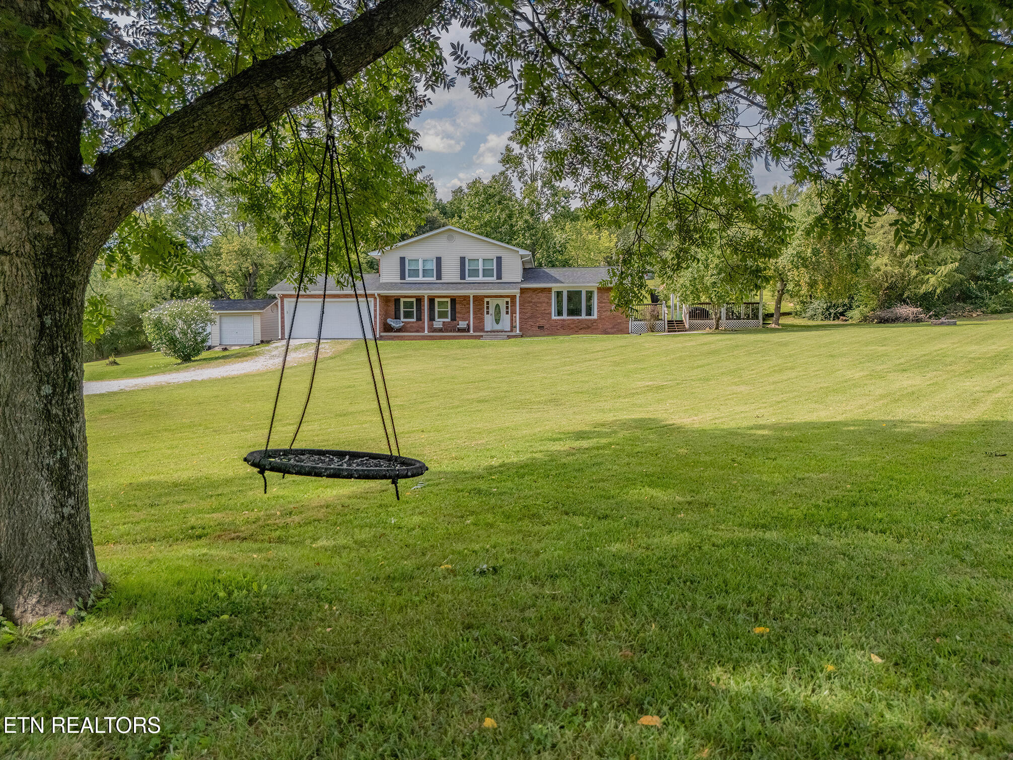 624 Back Valley Road Oliver Springs TN 37840