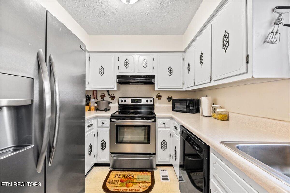 177 Thomas Road Speedwell TN 37870