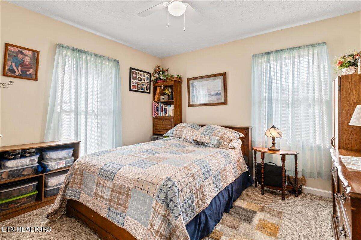 177 Thomas Road Speedwell TN 37870