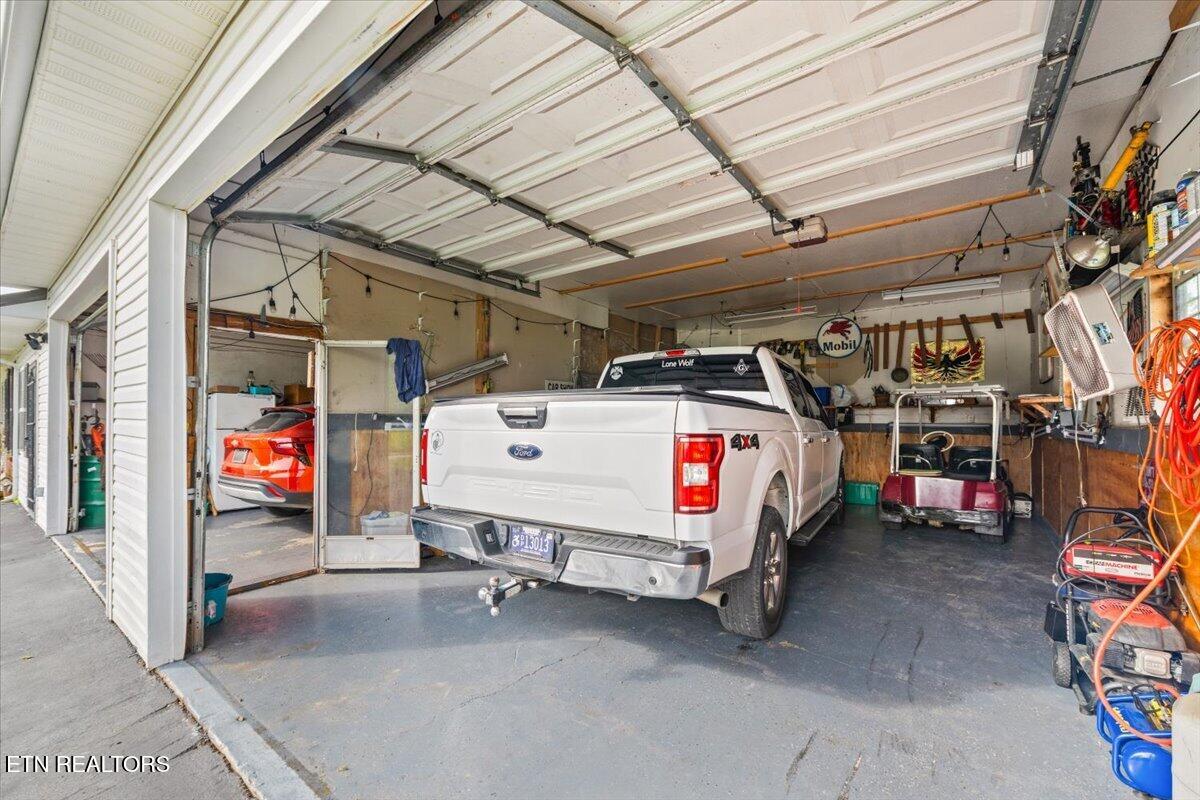177 Thomas Road Speedwell TN 37870