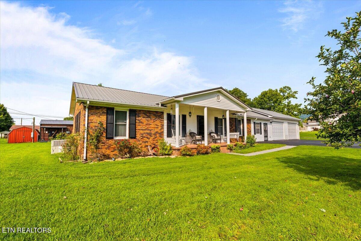 177 Thomas Road Speedwell TN 37870