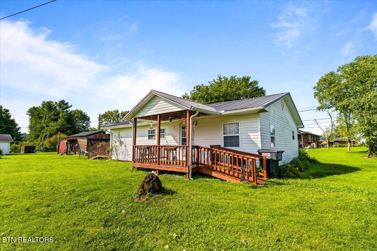 177 Thomas Road Speedwell TN 37870