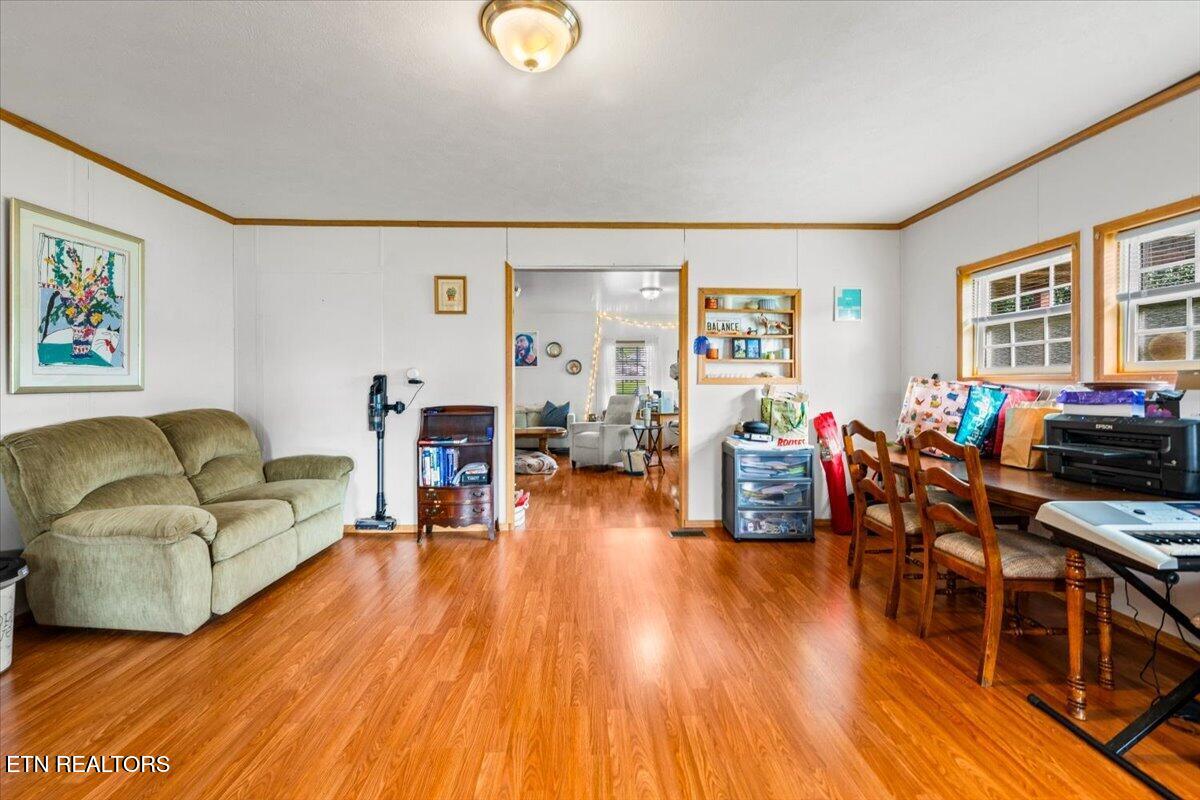 177 Thomas Road Speedwell TN 37870
