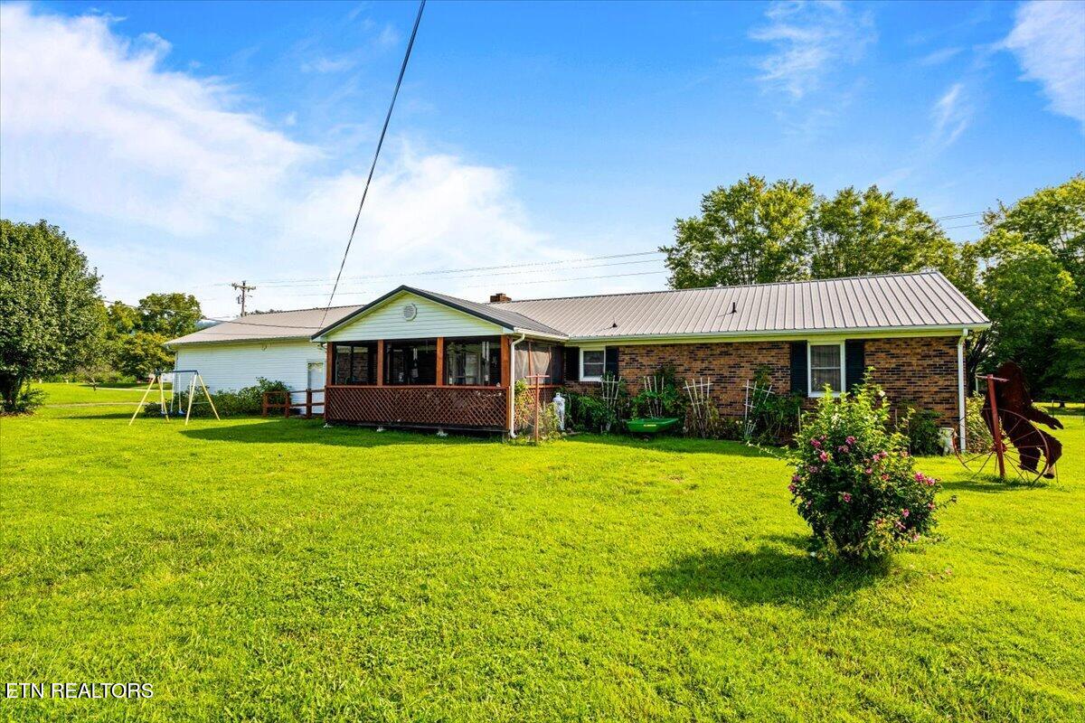 177 Thomas Road Speedwell TN 37870
