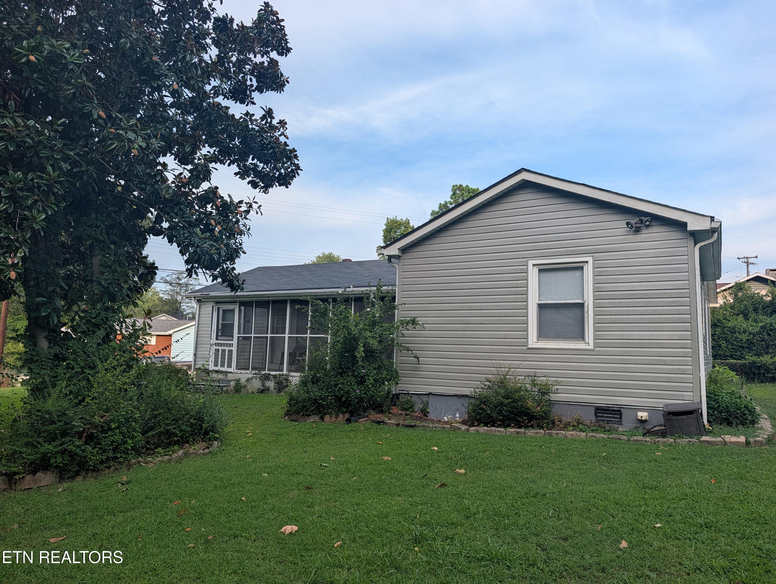 341 Vermont Avenue Oak Ridge TN 37830