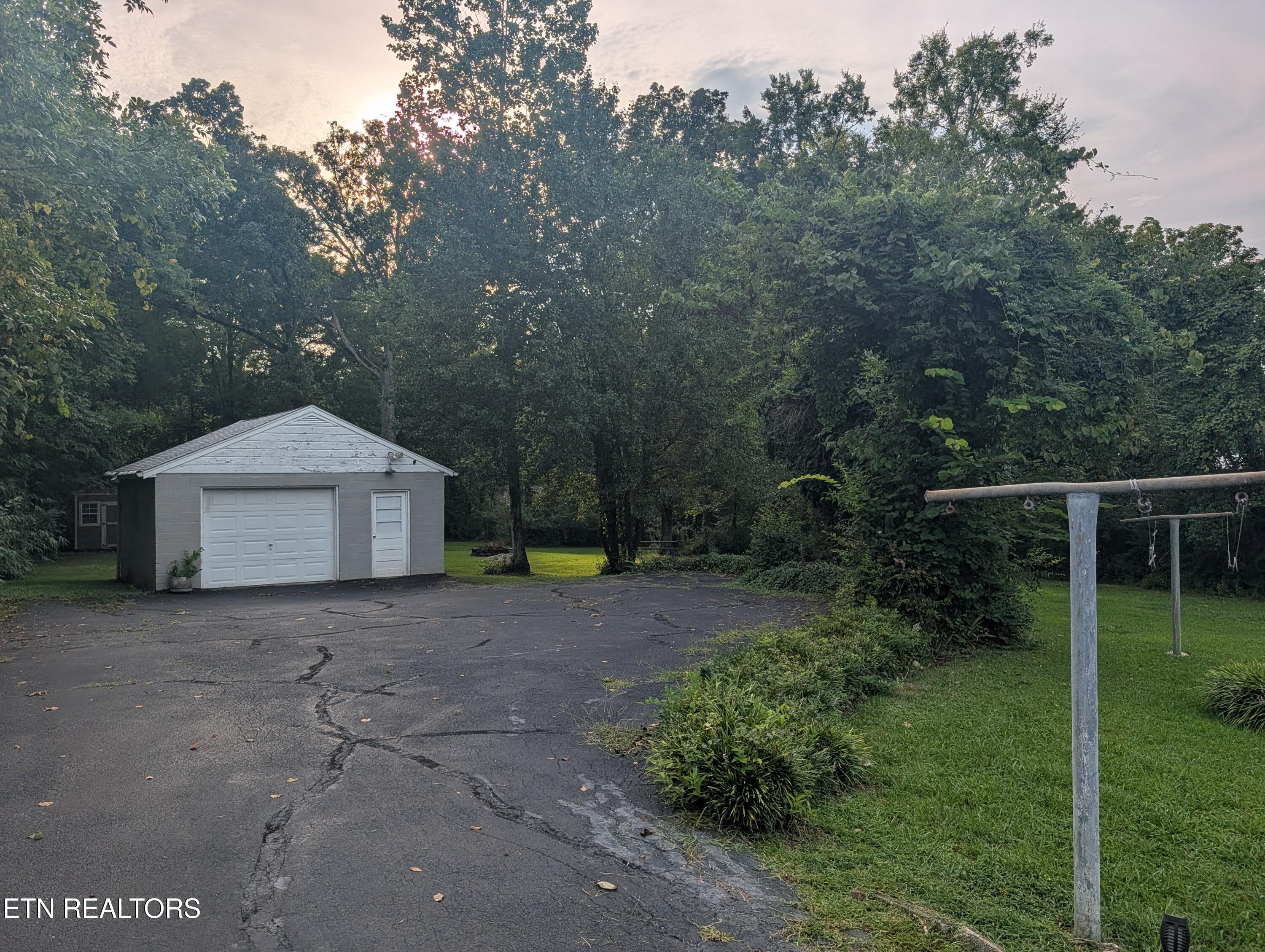341 Vermont Avenue Oak Ridge TN 37830