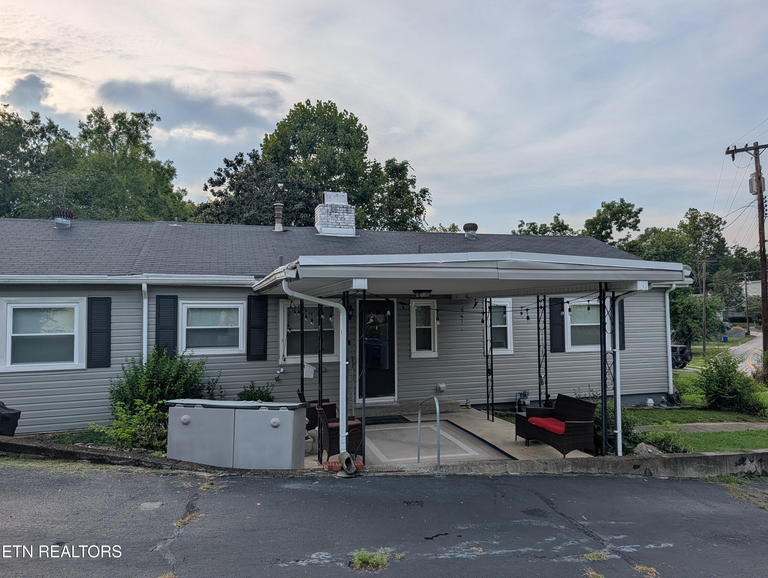 341 Vermont Avenue Oak Ridge TN 37830
