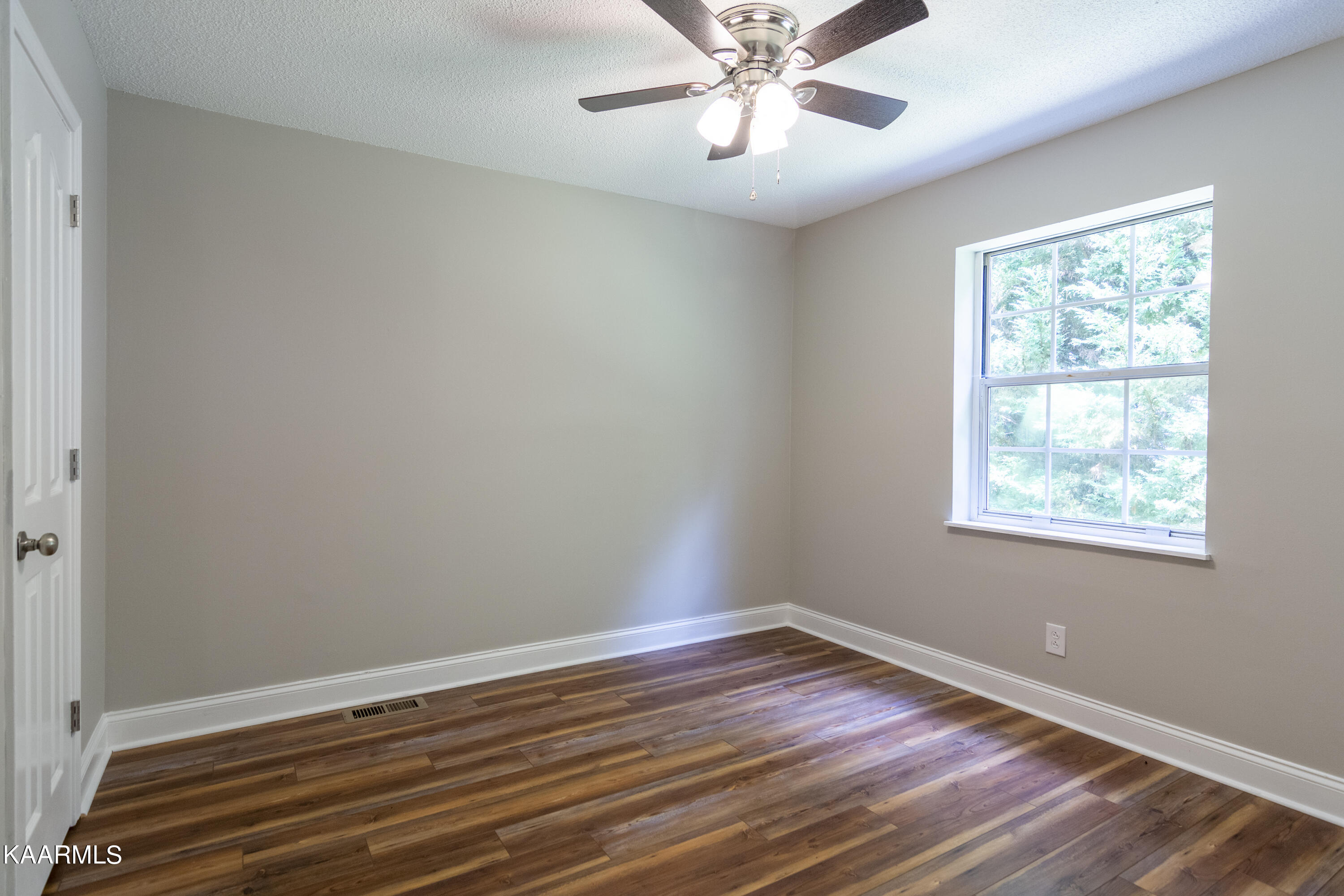 2205 Ridgecrest Drive Knoxville TN 37918