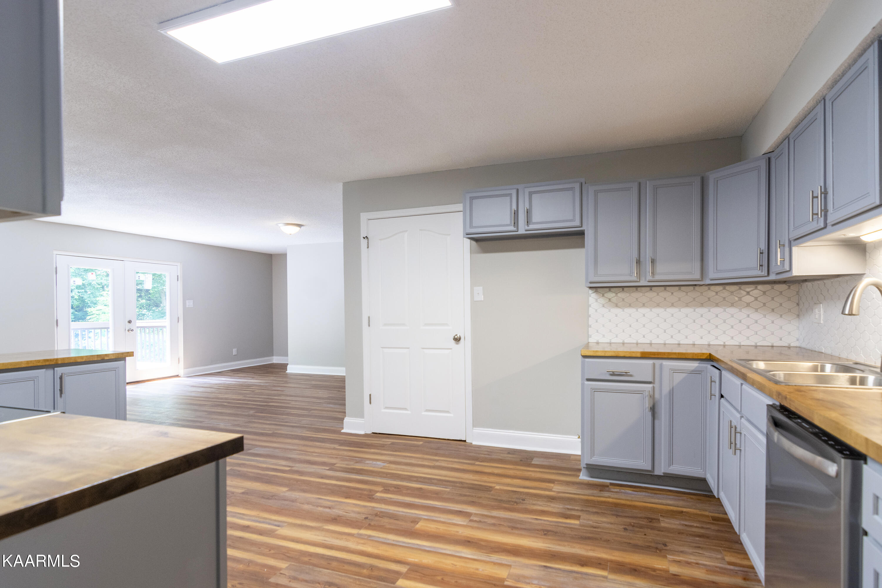 2205 Ridgecrest Drive Knoxville TN 37918