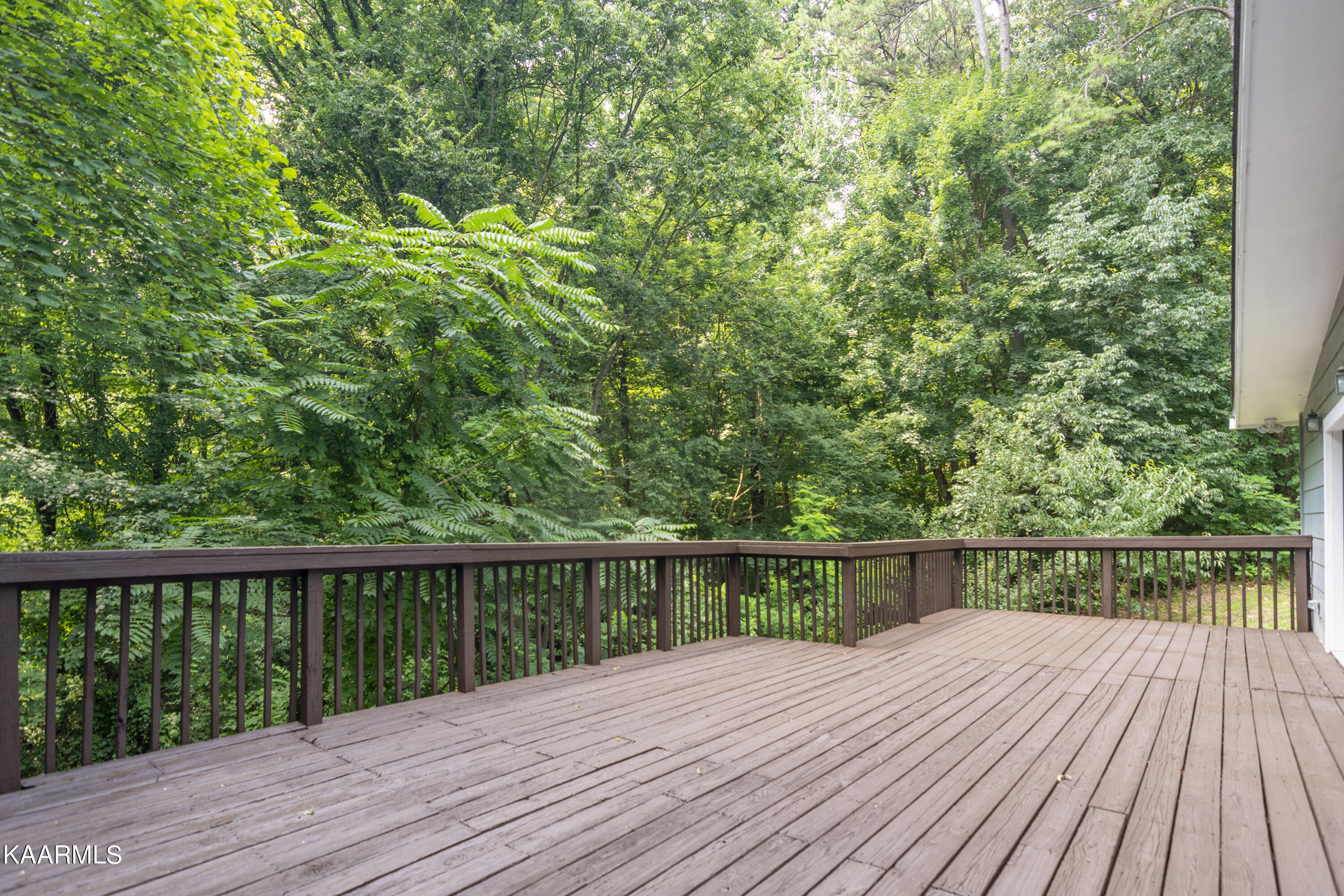 2205 Ridgecrest Drive Knoxville TN 37918