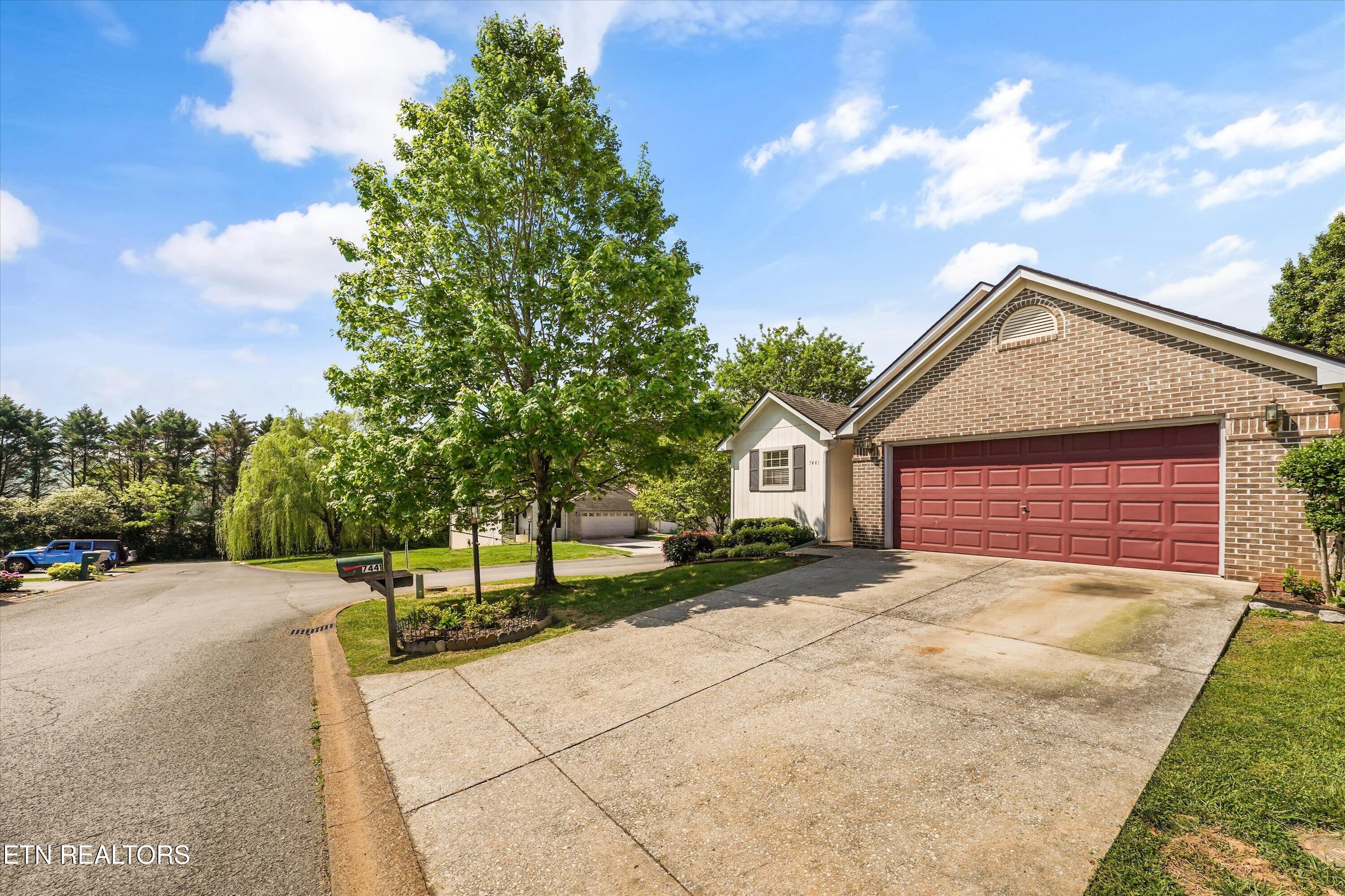 7441 Burnheim Way Knoxville TN 37920