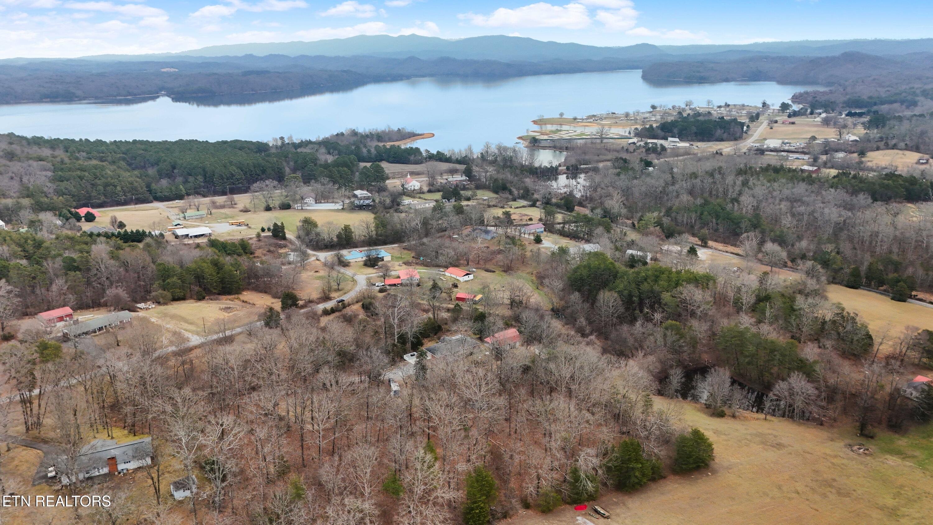 161 Steele Road Vonore TN 37885