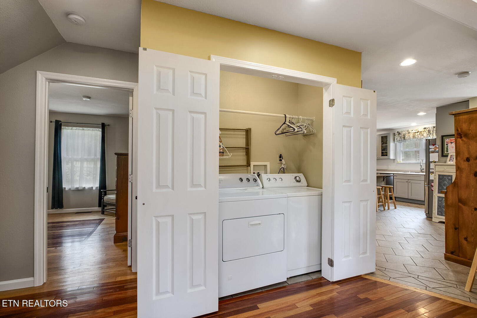 123 Orchard Road Norris TN 37828