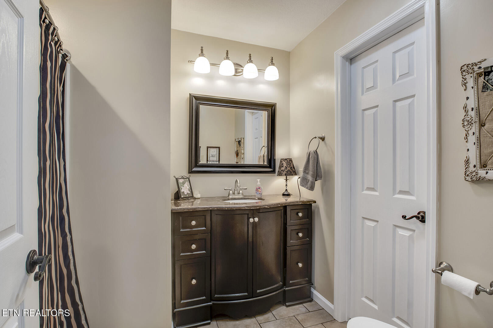 123 Orchard Road Norris TN 37828