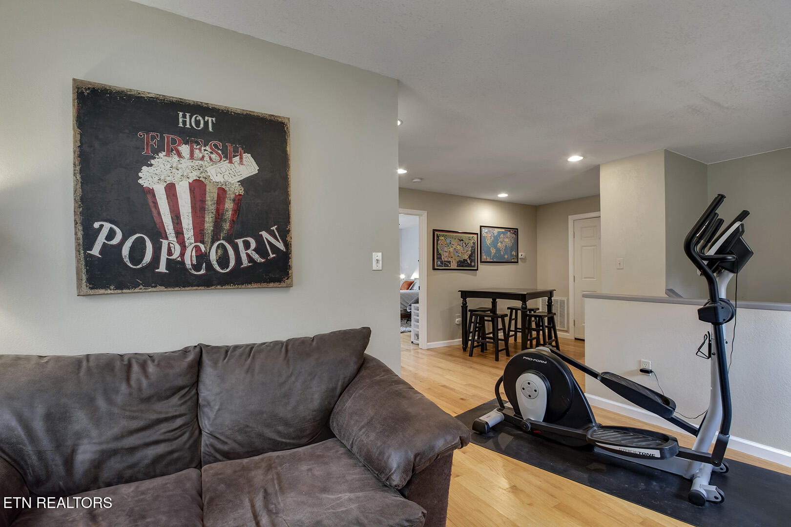 123 Orchard Road Norris TN 37828