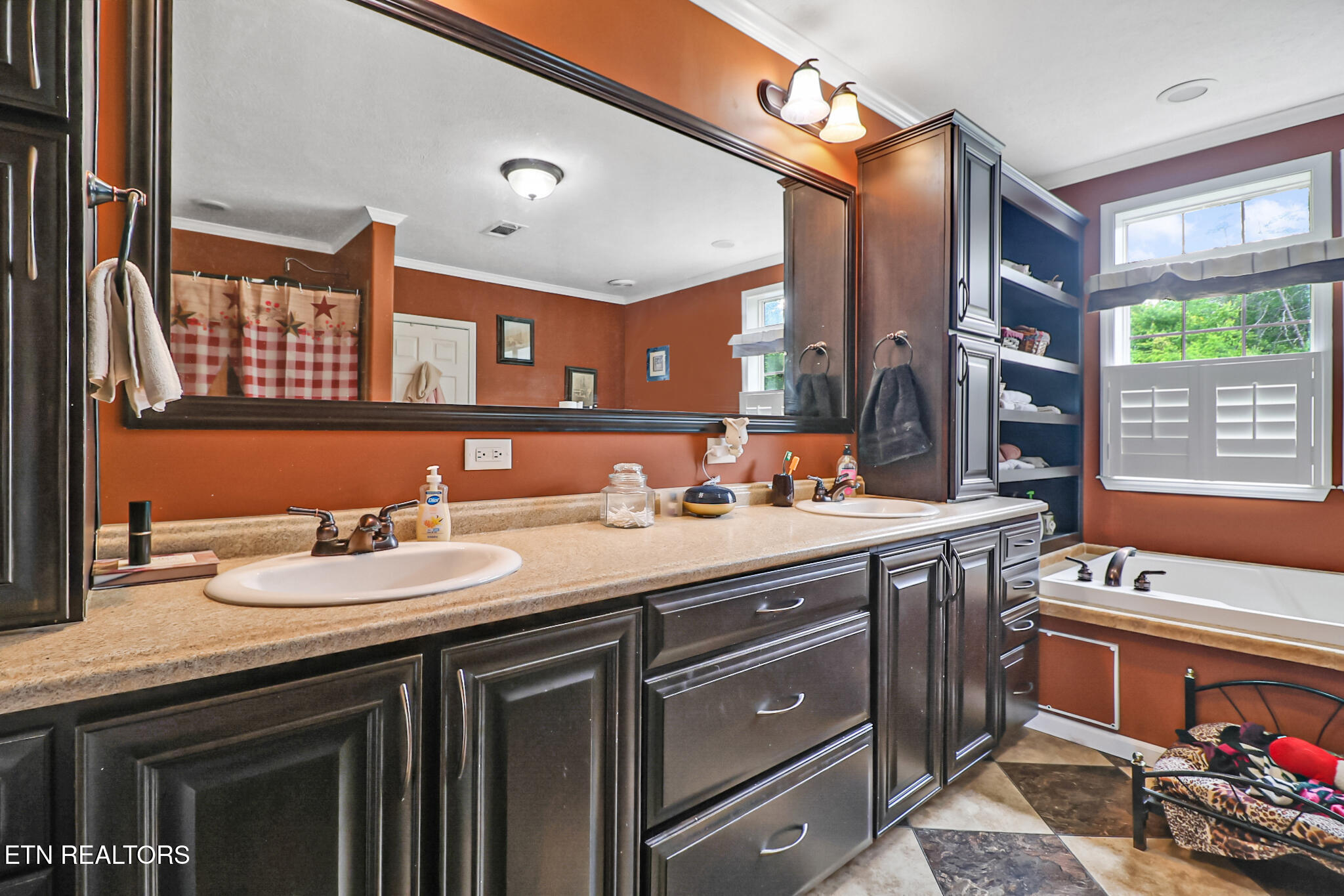 4455 Jonesville Road Clarkrange TN 38553