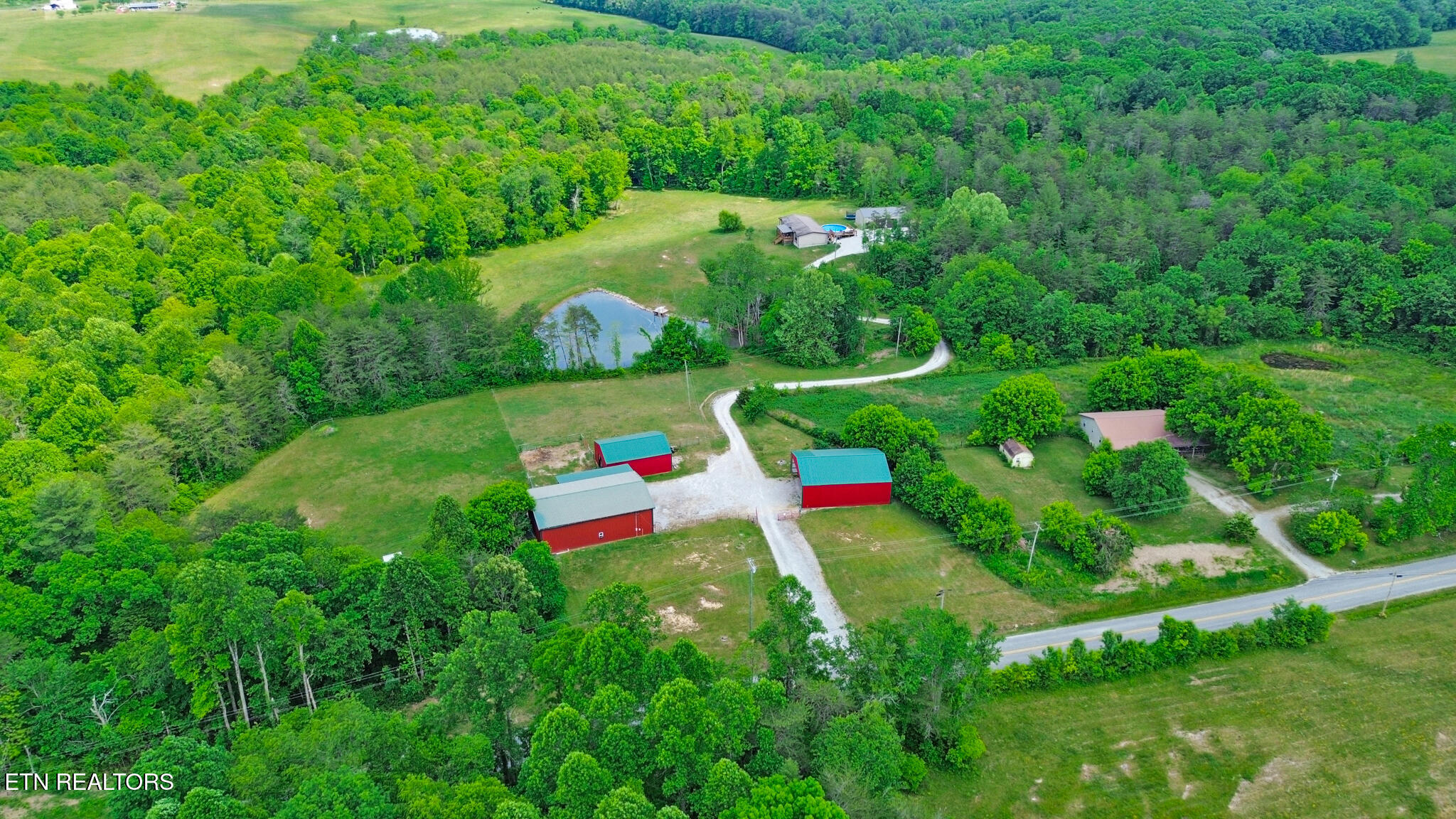 4455 Jonesville Road Clarkrange TN 38553