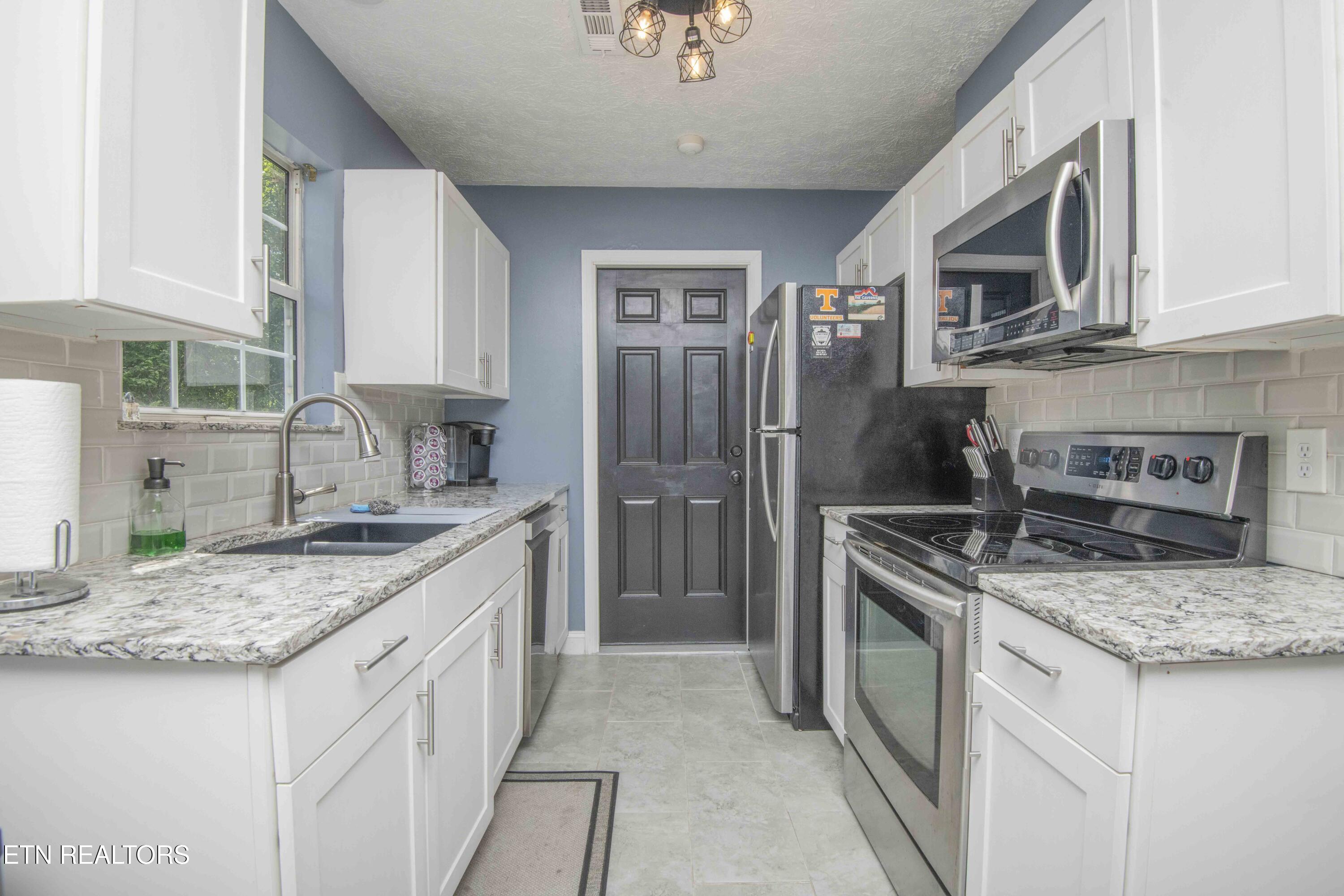2529 Hammond Lane Knoxville TN 37912