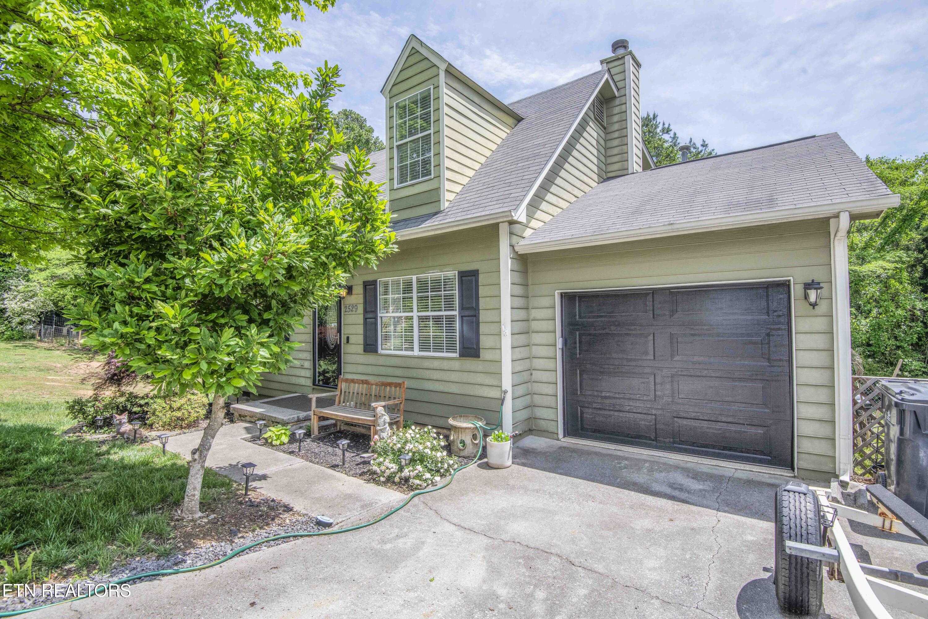 2529 Hammond Lane Knoxville TN 37912