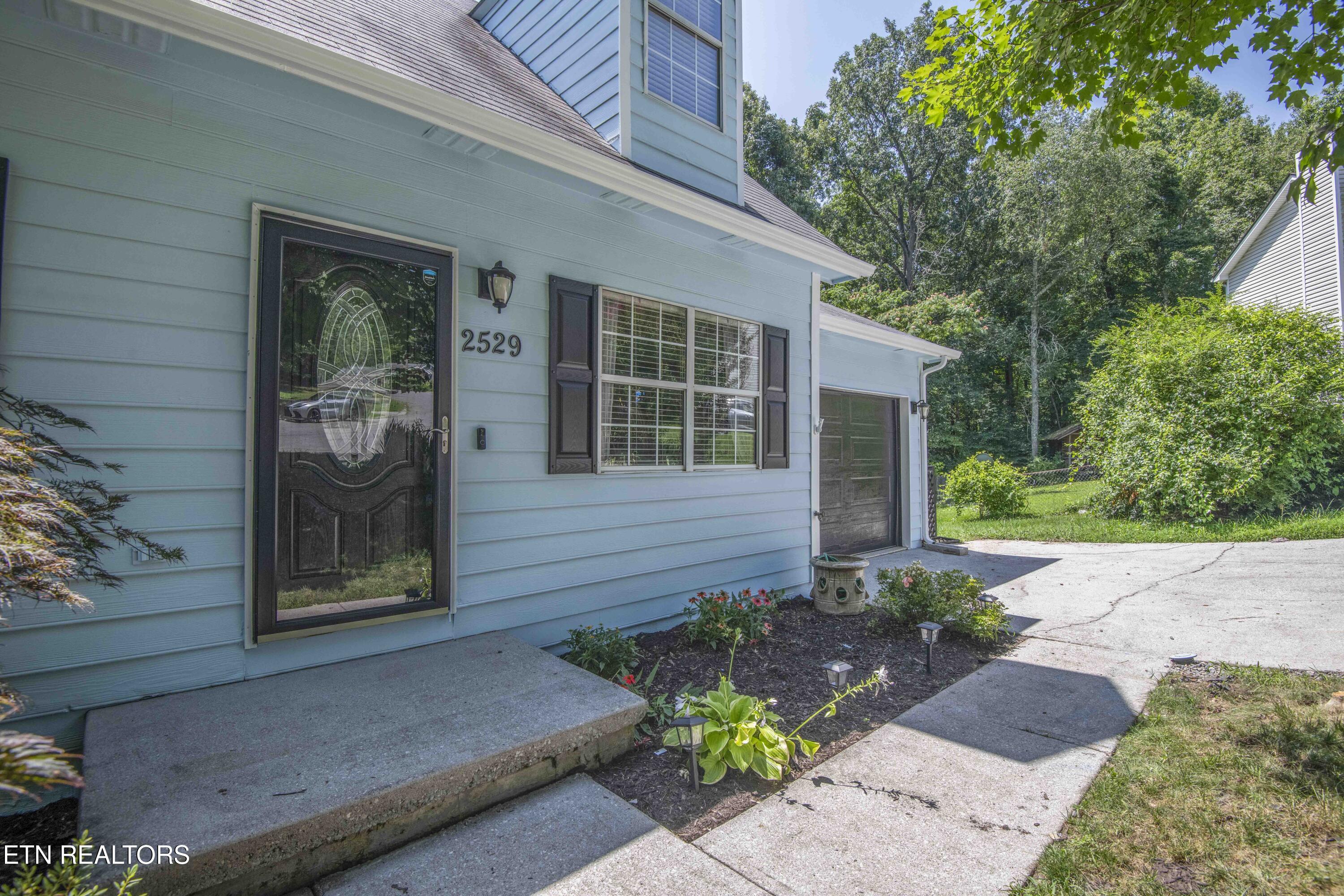 2529 Hammond Lane Knoxville TN 37912