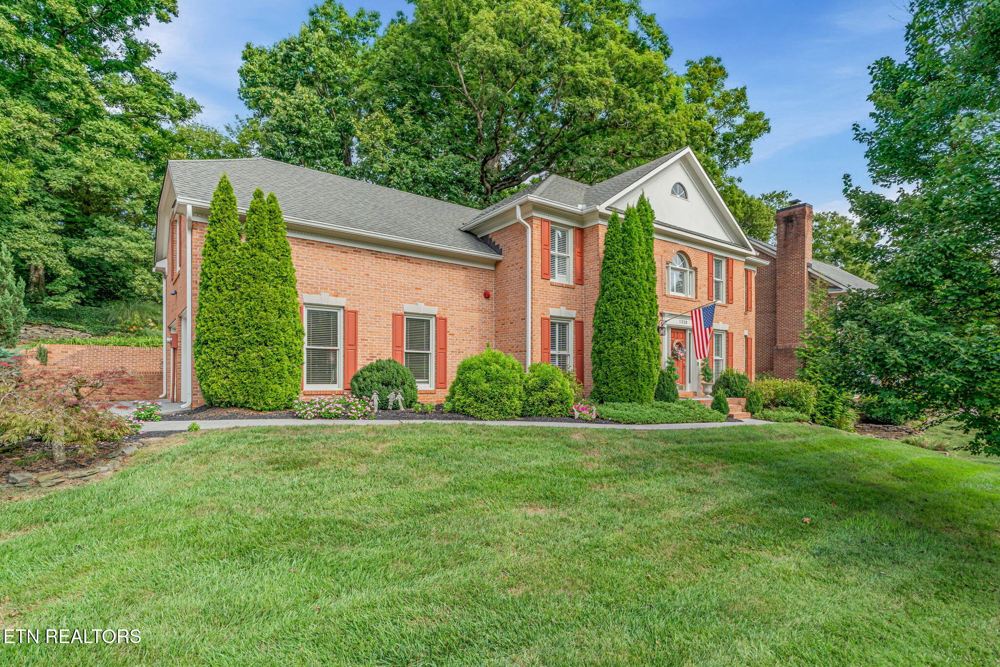 1320 Knightsbridge Drive Knoxville TN 37922