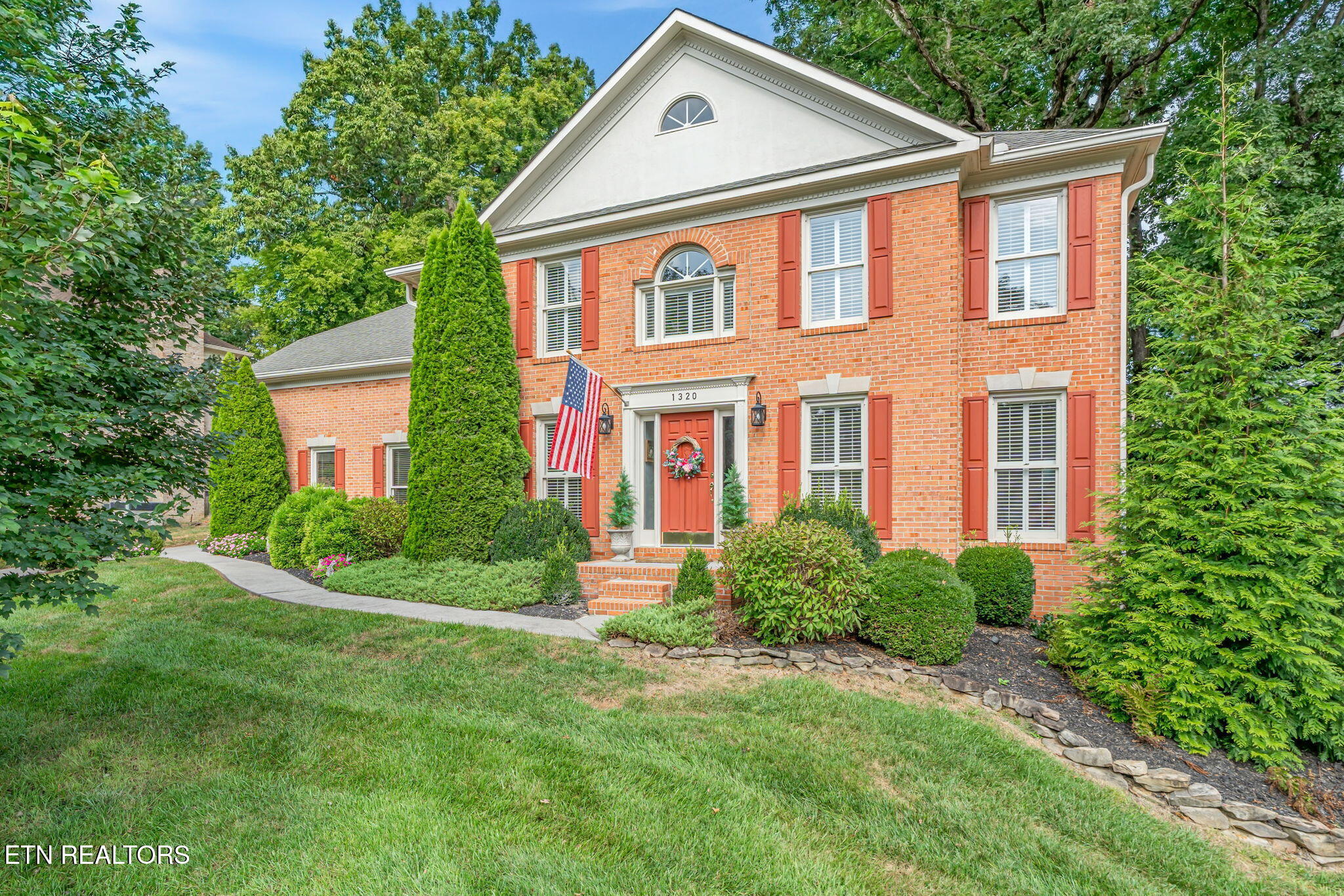 1320 Knightsbridge Drive Knoxville TN 37922