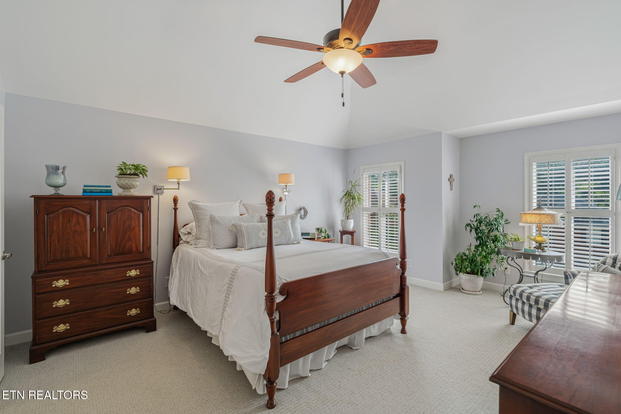 1320 Knightsbridge Drive Knoxville TN 37922