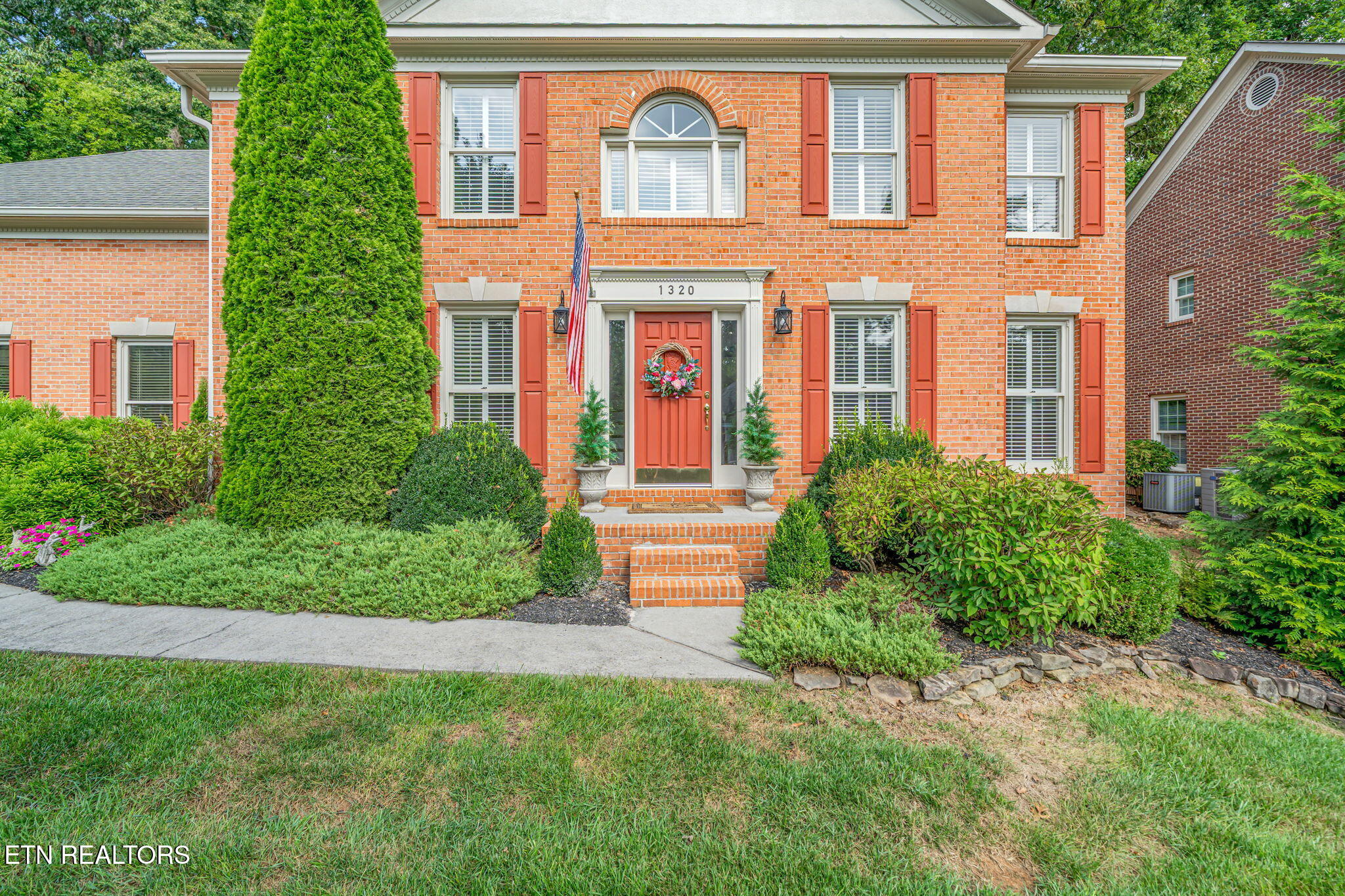1320 Knightsbridge Drive Knoxville TN 37922