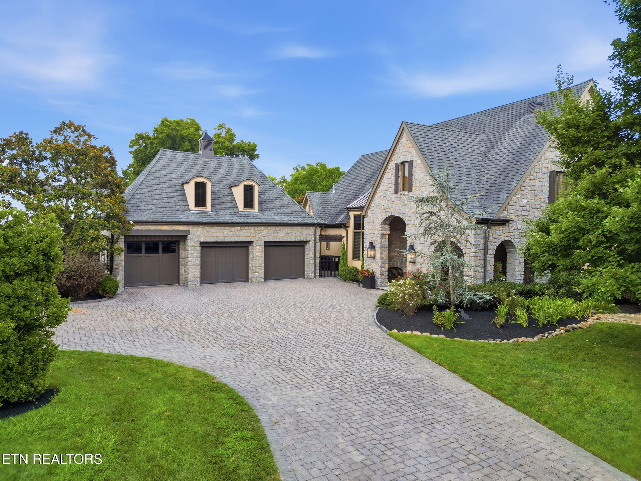 1618 Westland Lakes Way Knoxville TN 37922