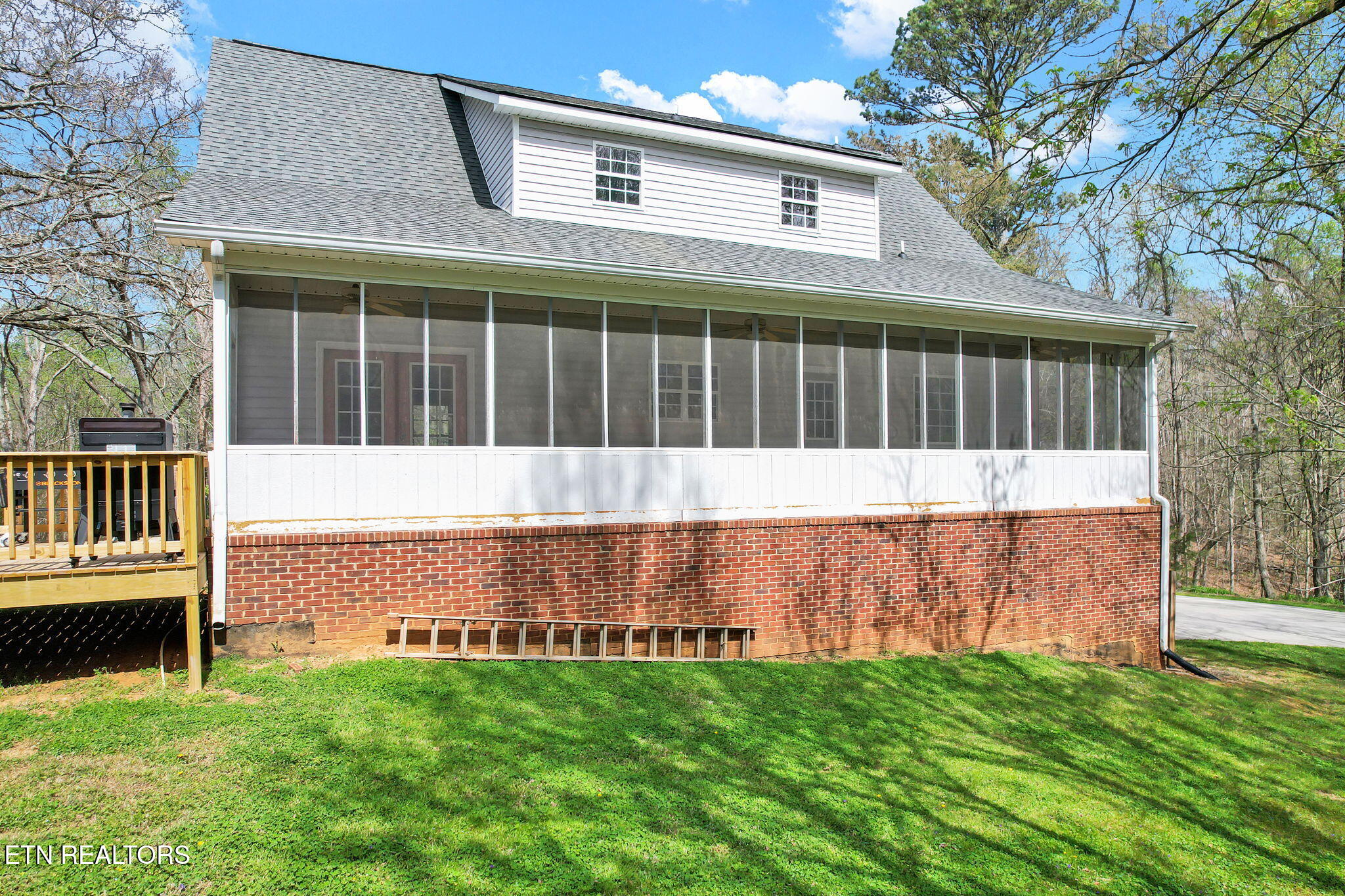 1168 NE Council Road Charleston TN 37310