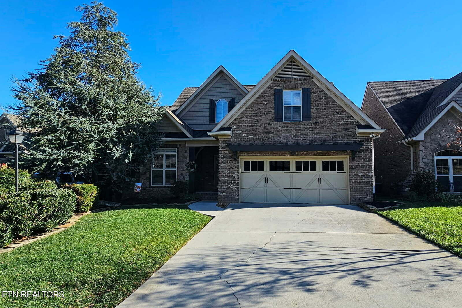 1205 Bishops View Lane Knoxville TN 37932