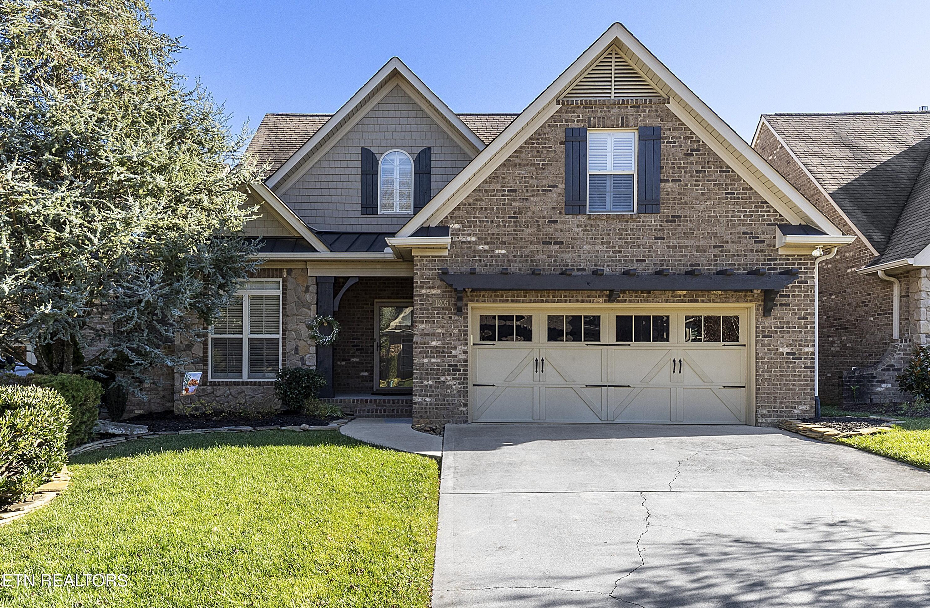 1205 Bishops View Lane Knoxville TN 37932