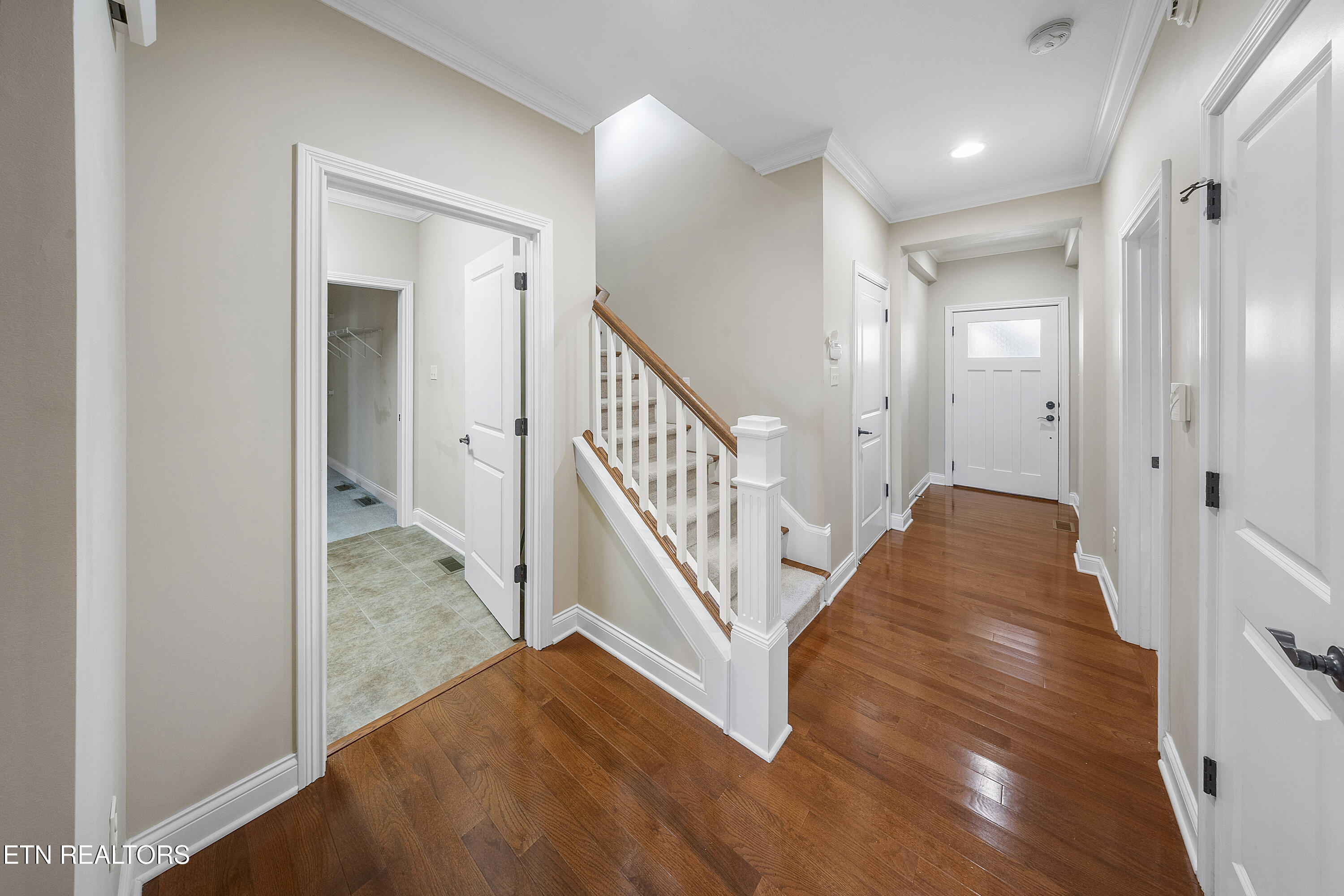 1205 Bishops View Lane Knoxville TN 37932