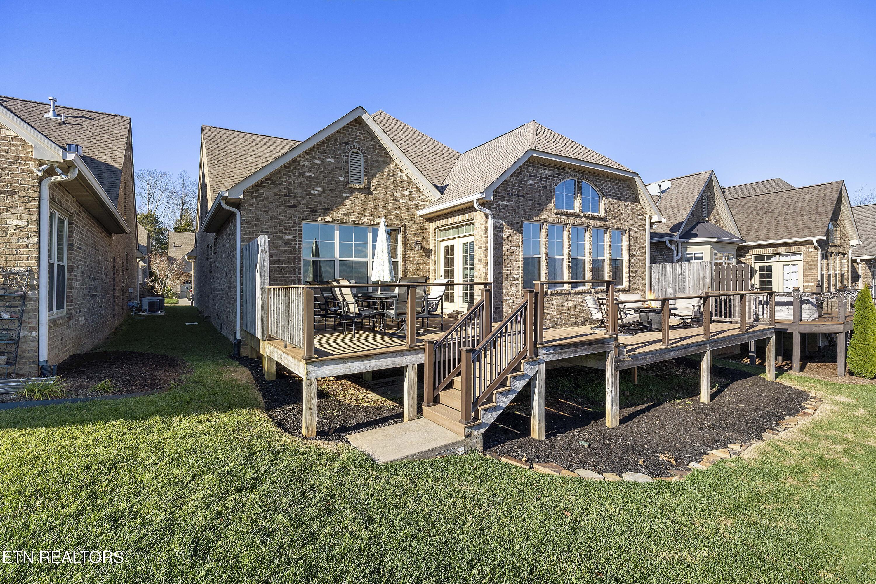 1205 Bishops View Lane Knoxville TN 37932
