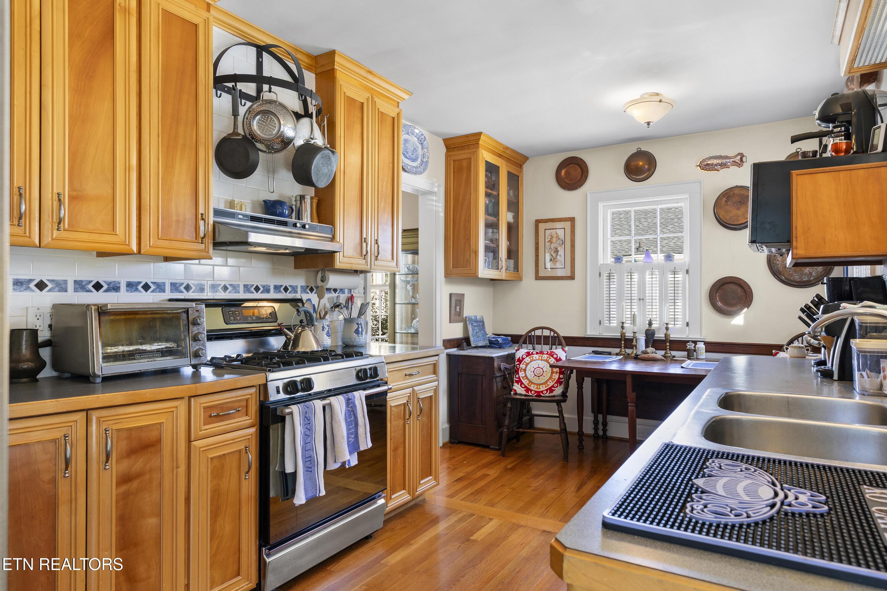 3822 Keowee Avenue Knoxville TN 37919