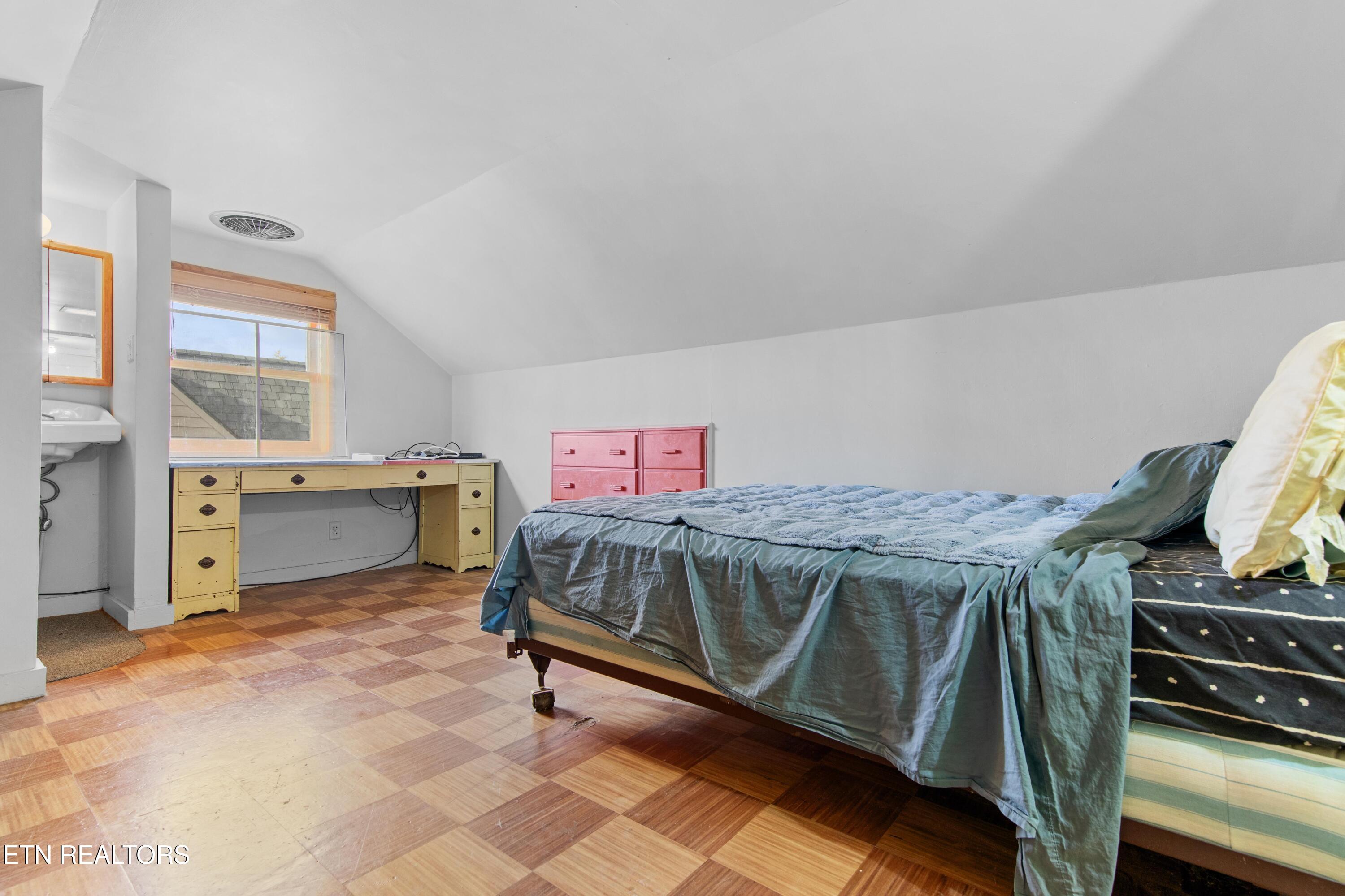 3822 Keowee Avenue Knoxville TN 37919