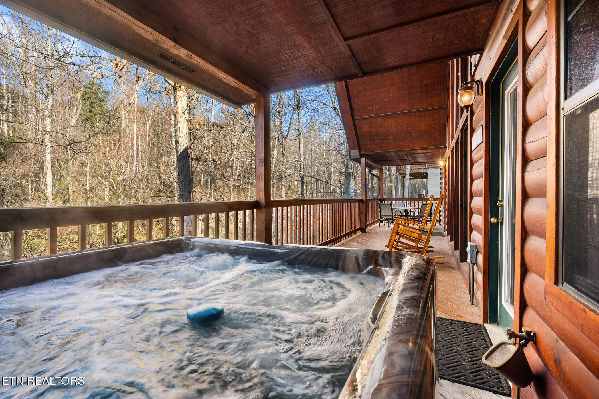 1509 Bears Den Way Sevierville TN 37862
