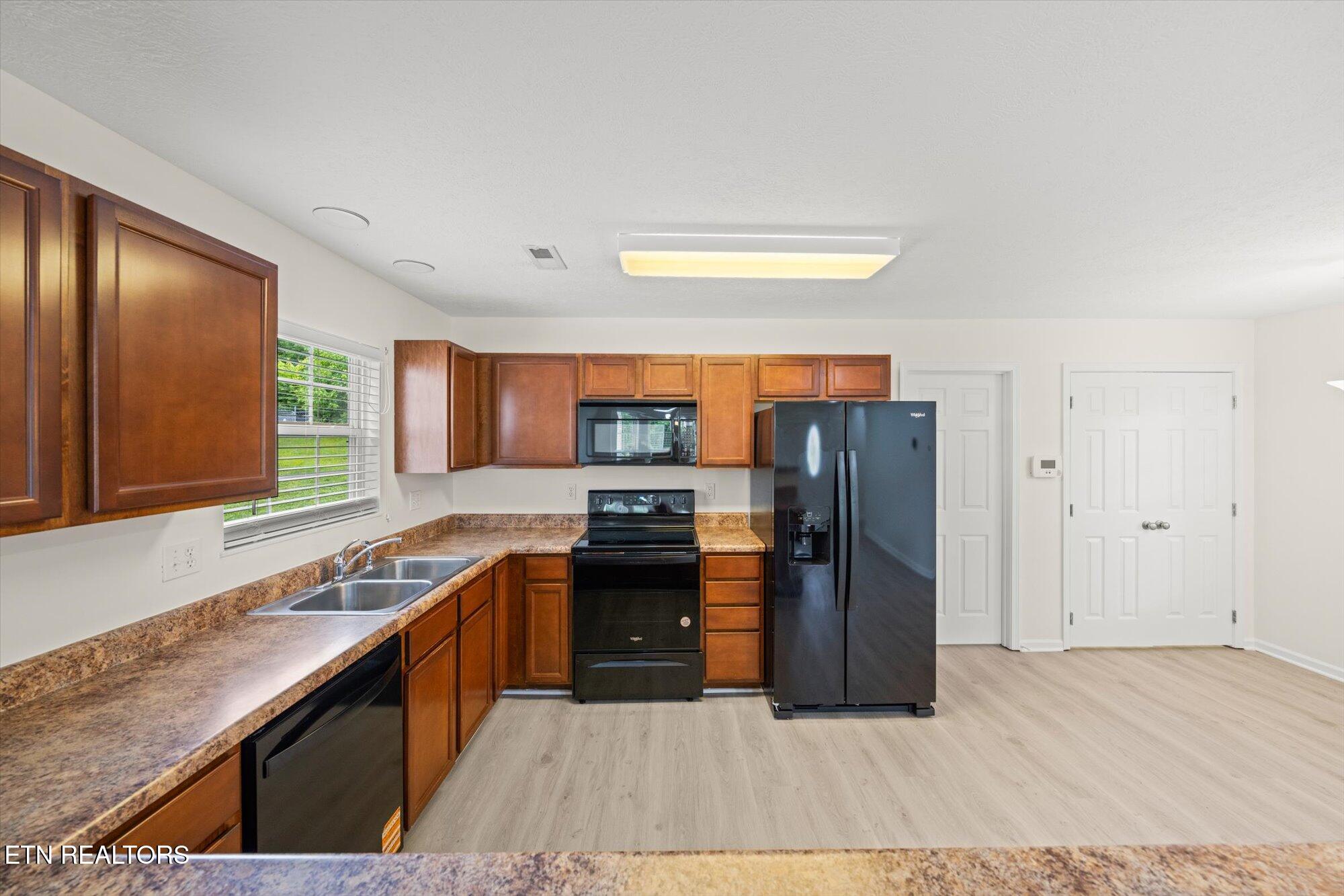 425 Atlantic Avenue Knoxville TN 37917