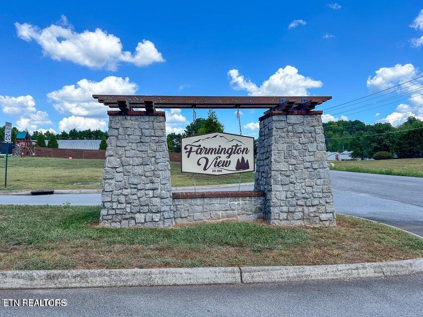 2950 Sagegrass Drive Louisville TN 37777