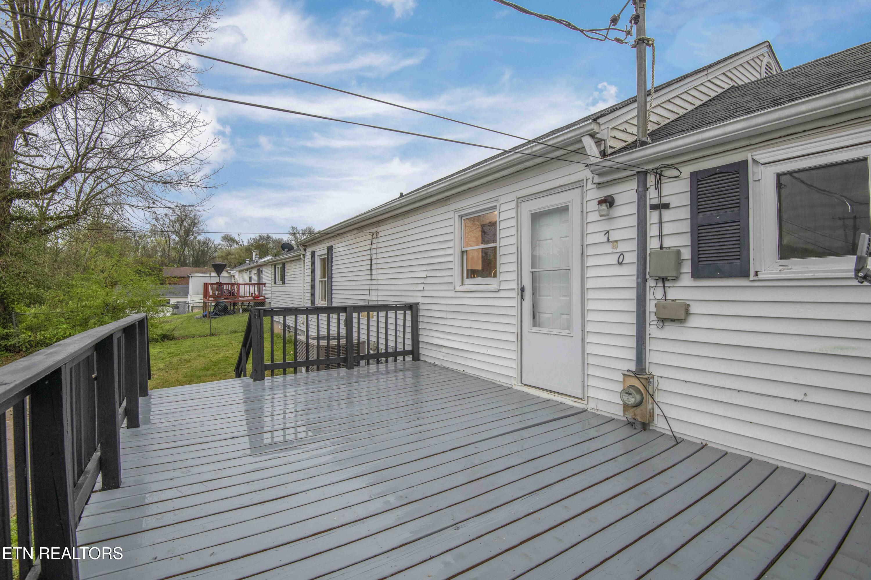1700 Young Avenue Knoxville TN 37920