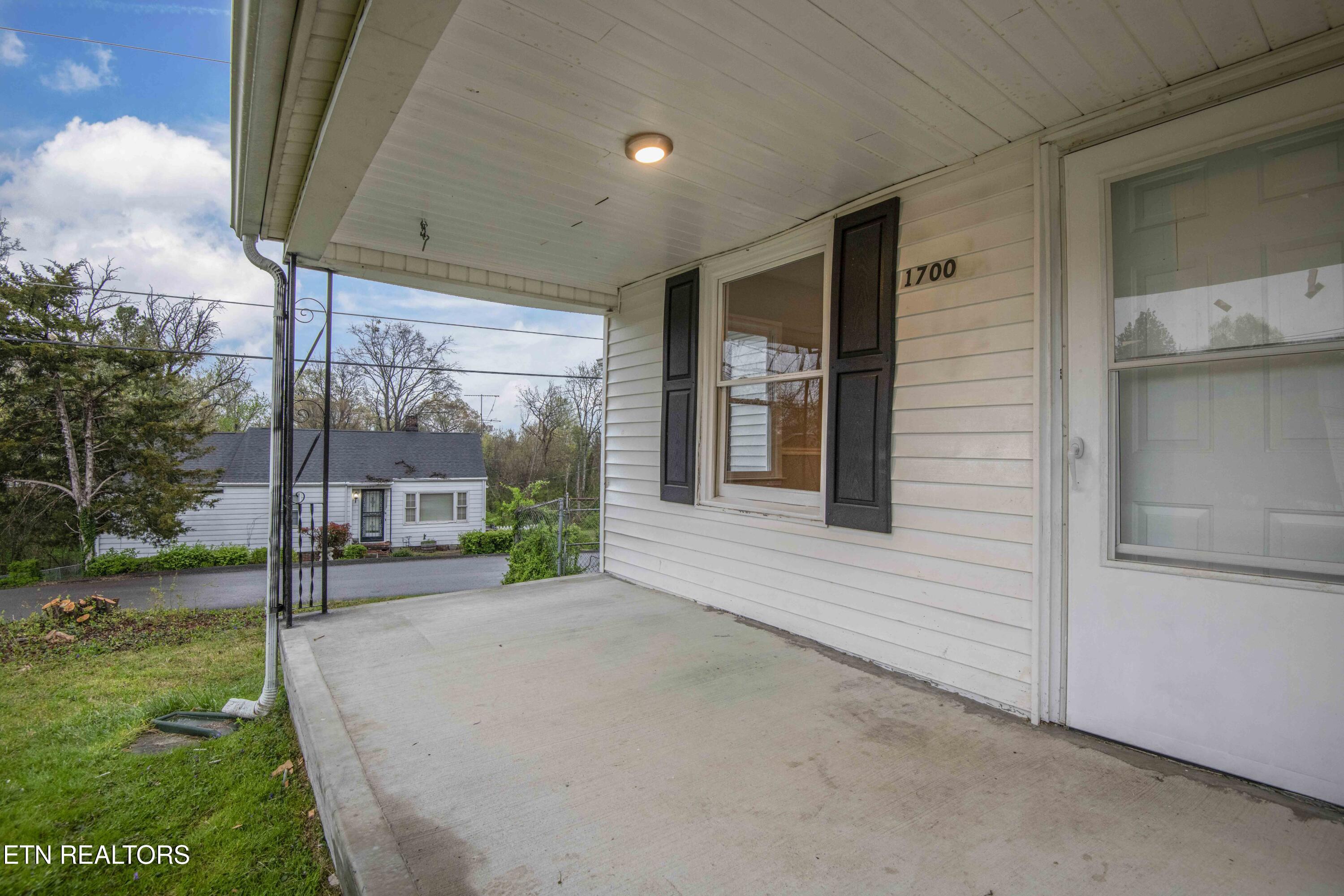1700 Young Avenue Knoxville TN 37920