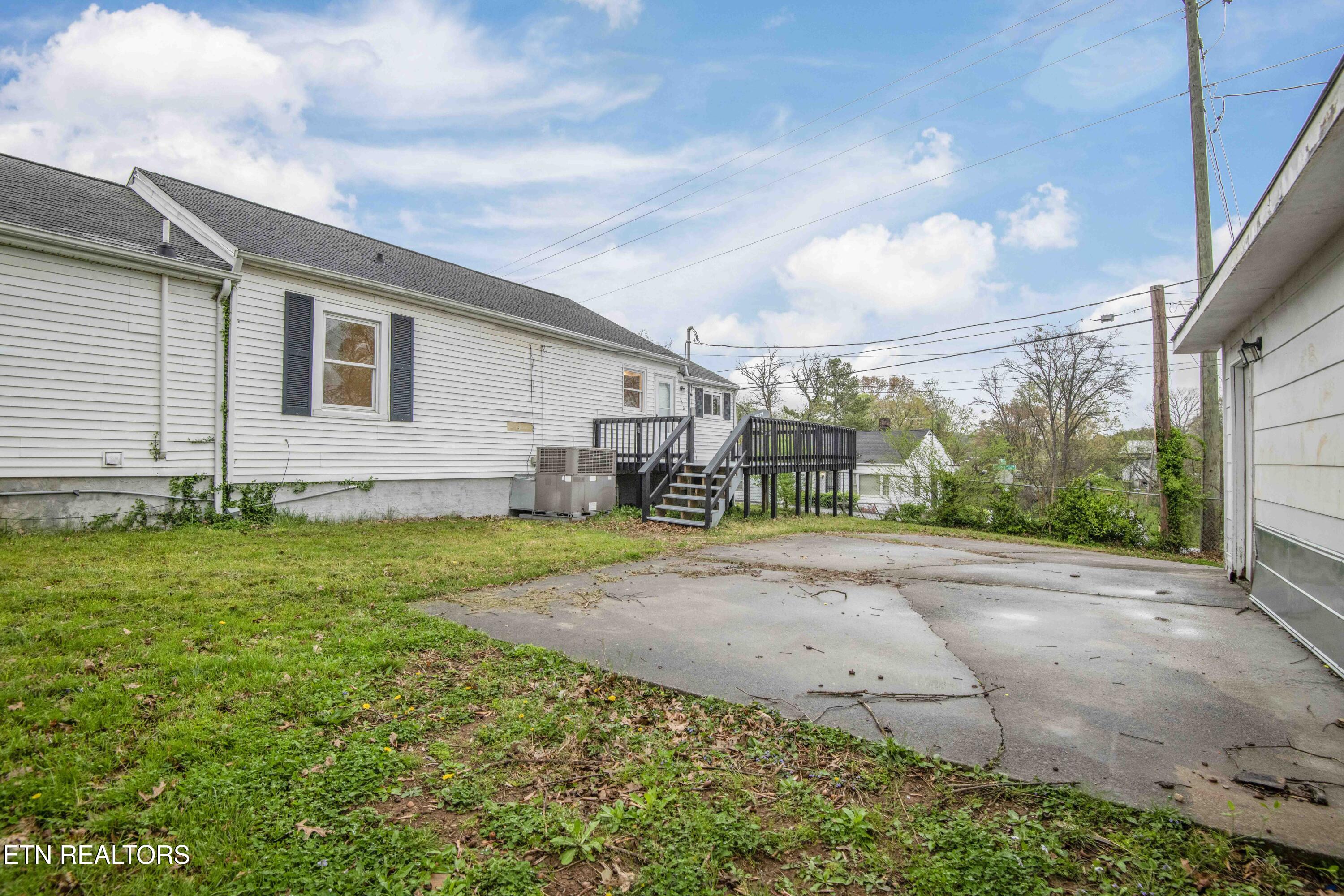 1700 Young Avenue Knoxville TN 37920