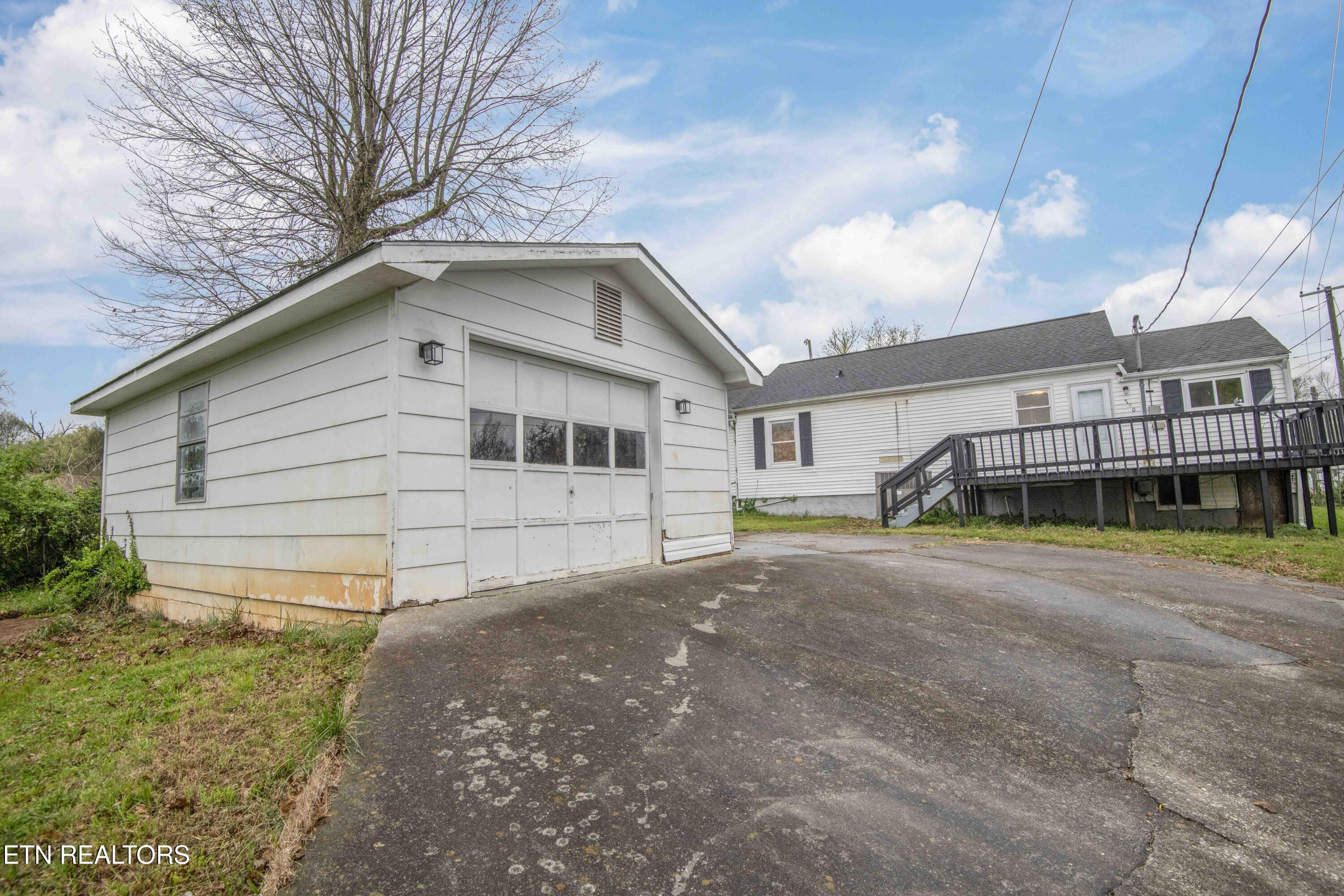 1700 Young Avenue Knoxville TN 37920