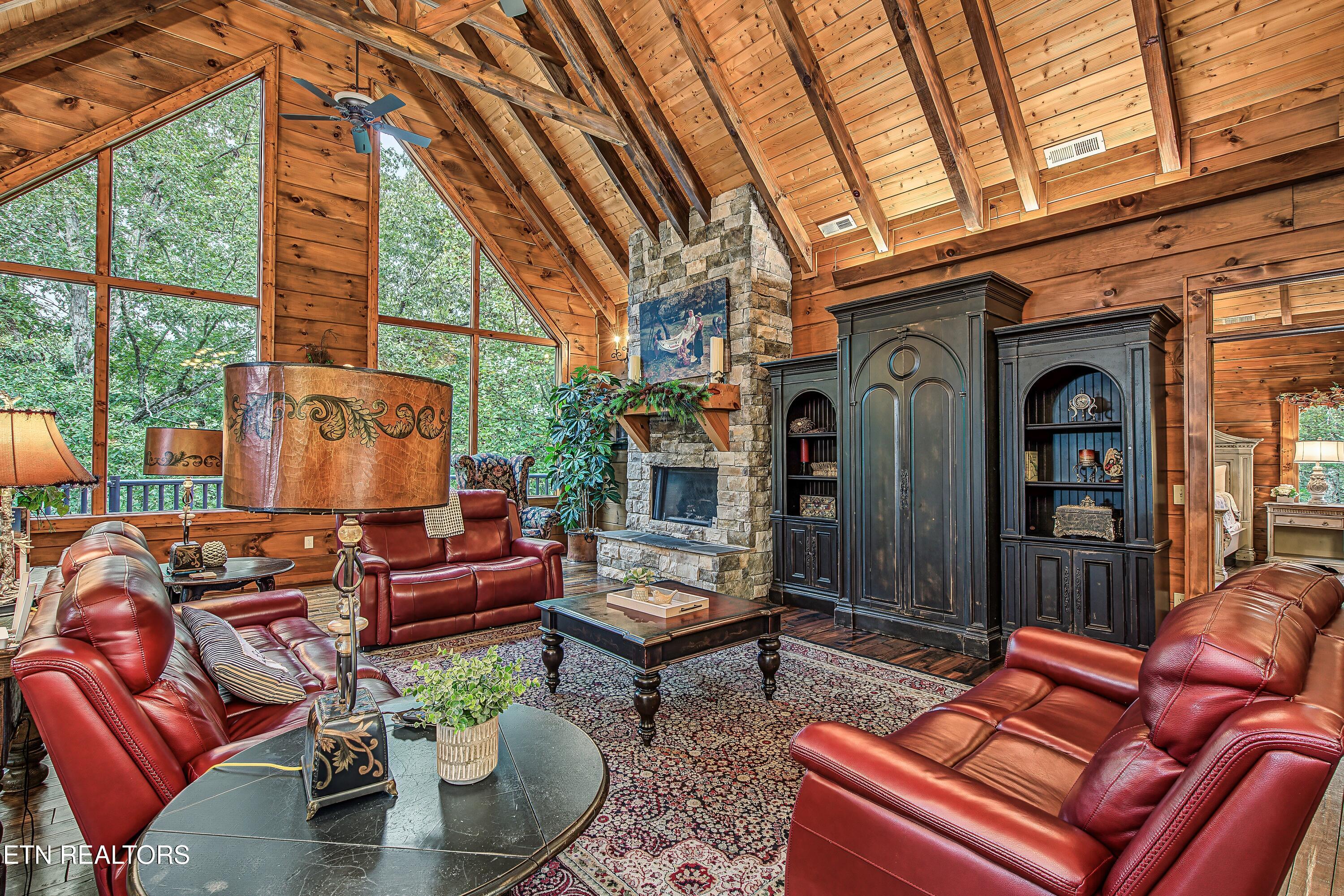 2670 Cedar Falls Way Sevierville TN 37862