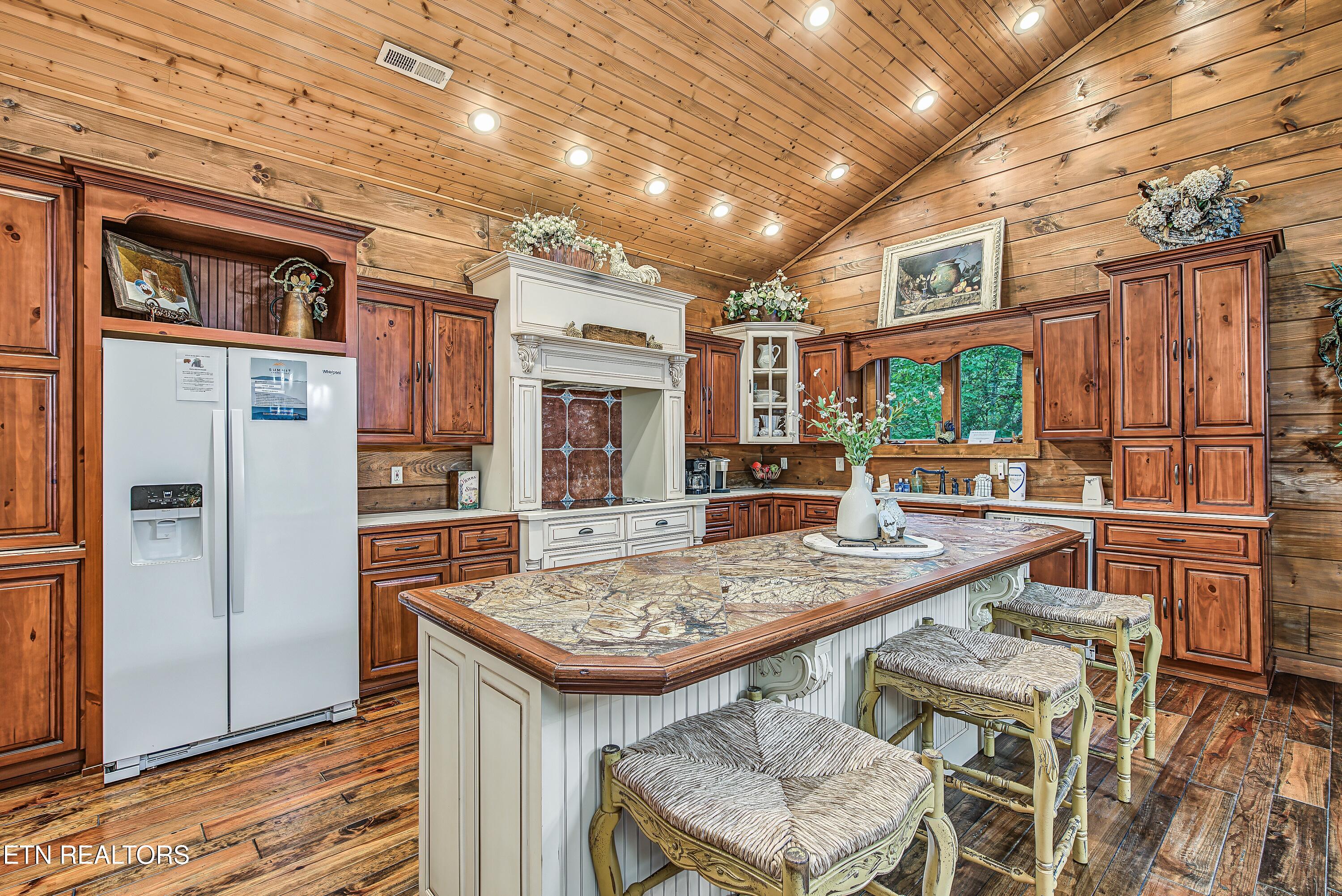 2670 Cedar Falls Way Sevierville TN 37862