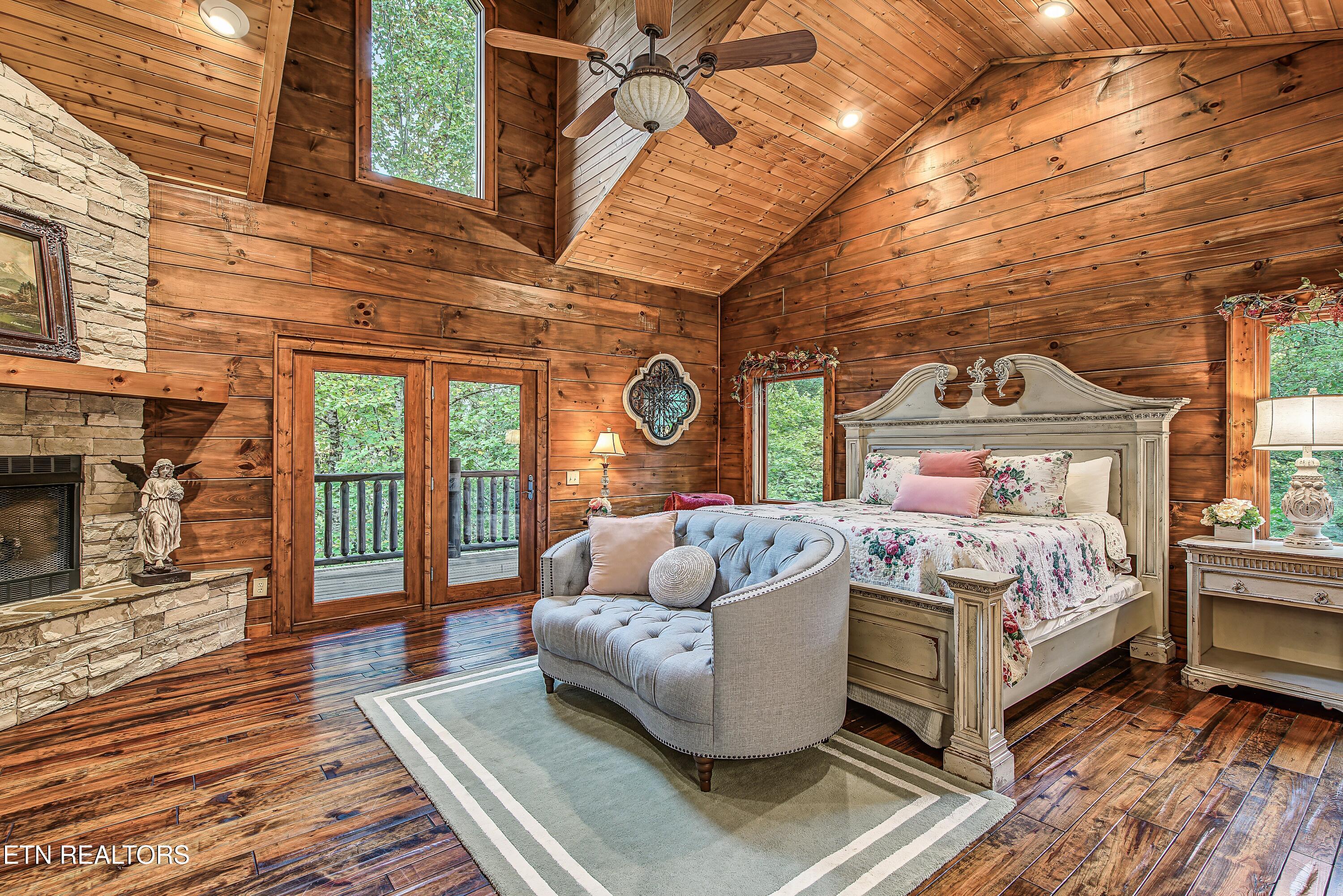 2670 Cedar Falls Way Sevierville TN 37862