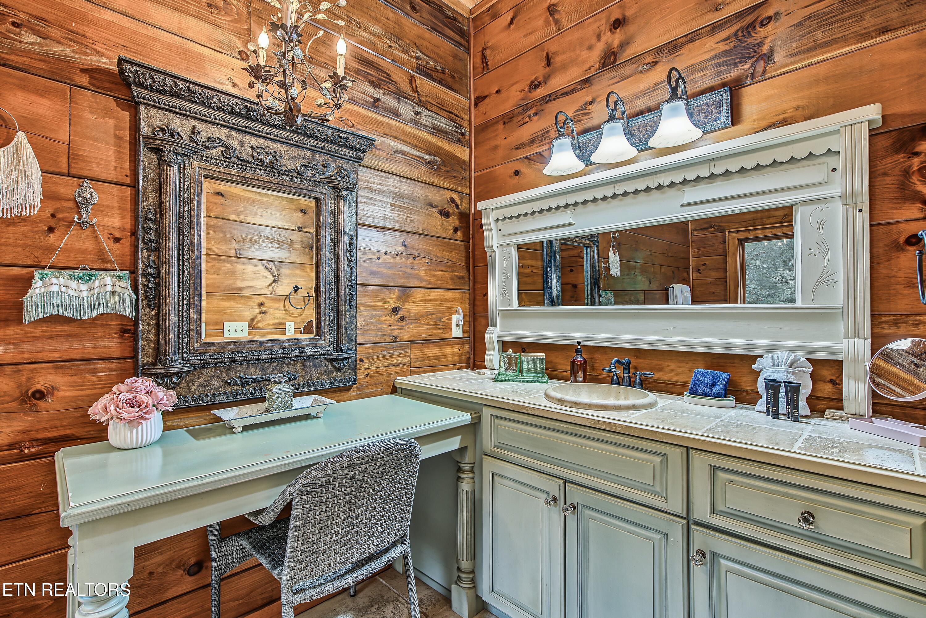 2670 Cedar Falls Way Sevierville TN 37862