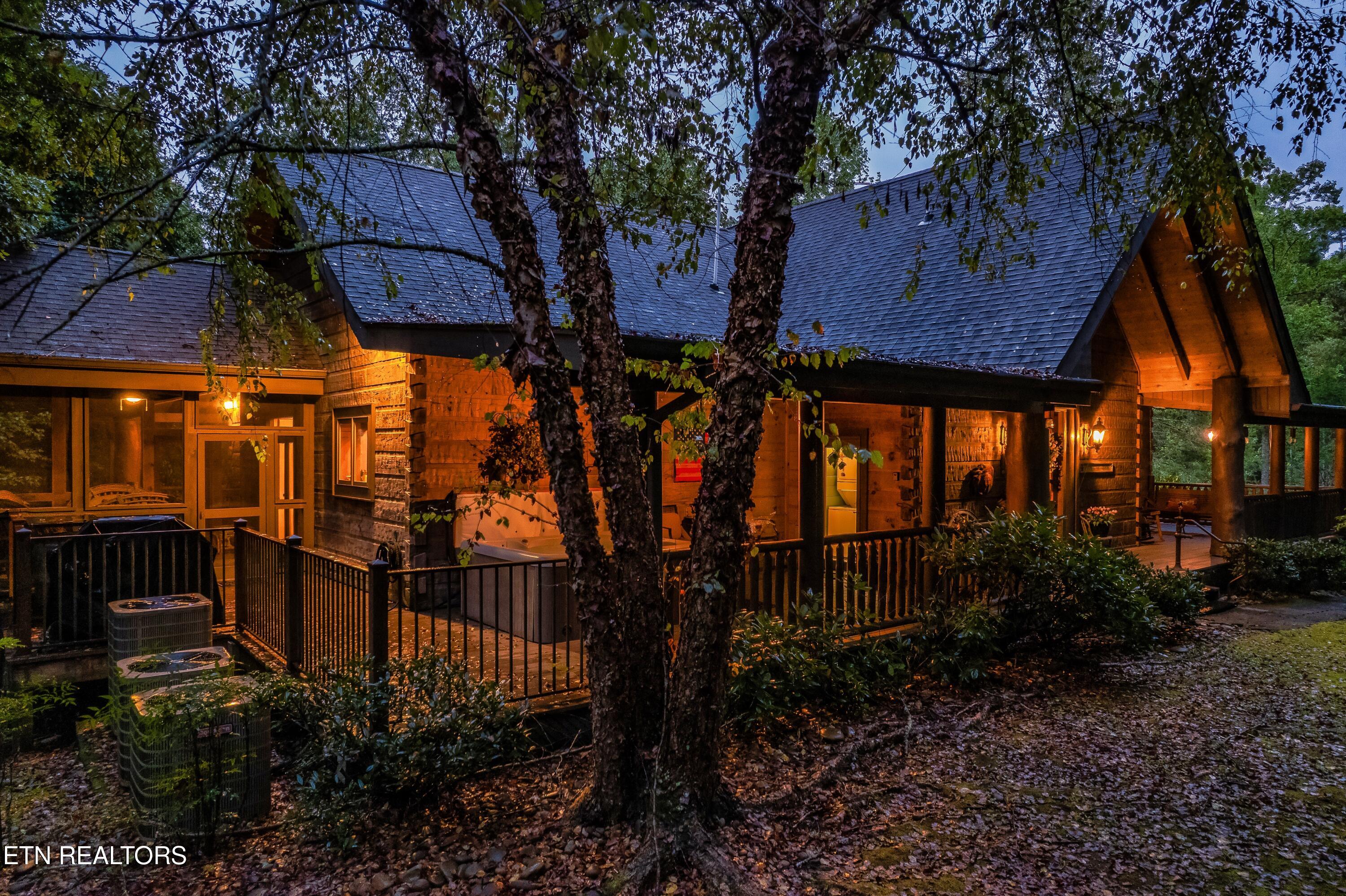 2670 Cedar Falls Way Sevierville TN 37862