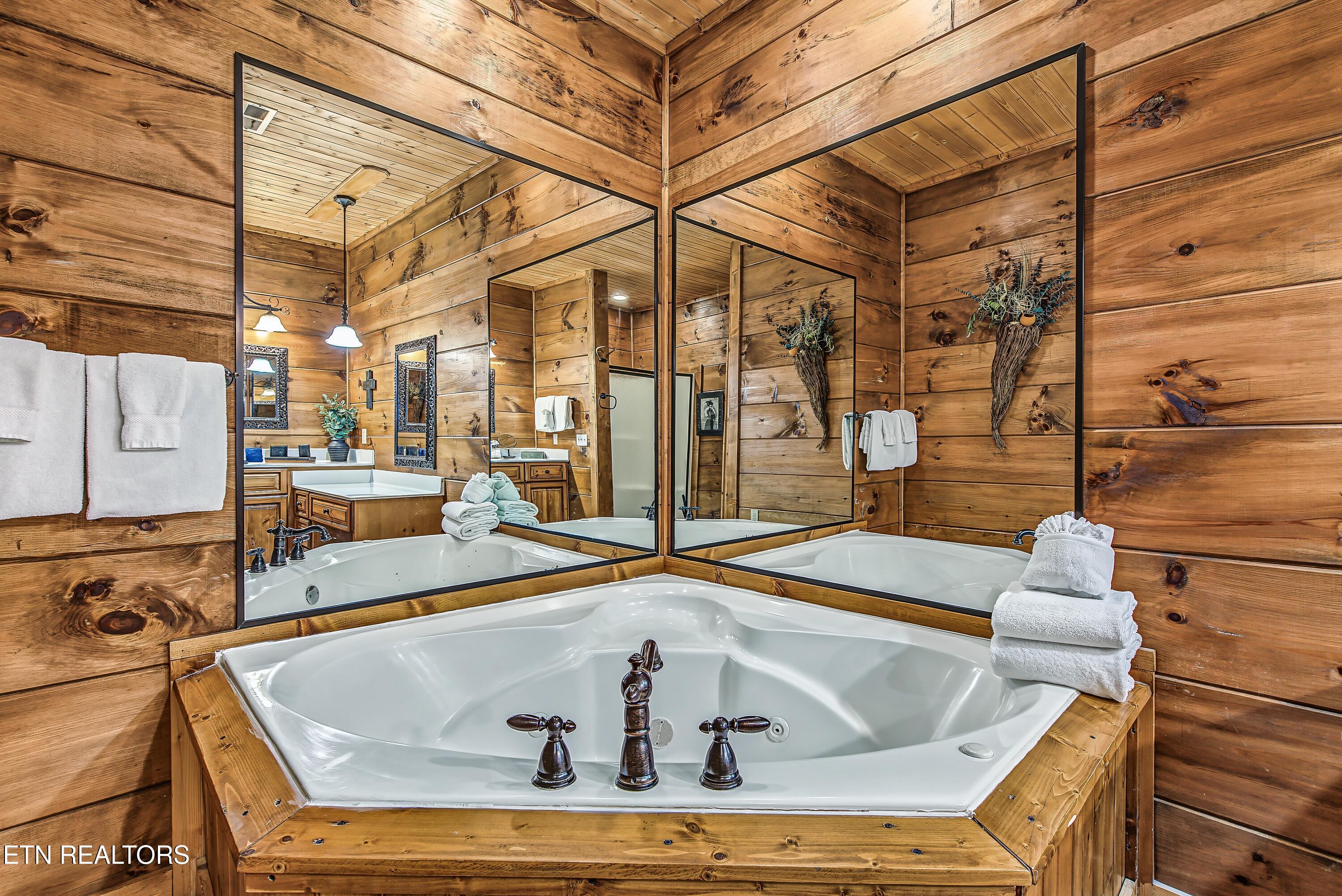 2670 Cedar Falls Way Sevierville TN 37862